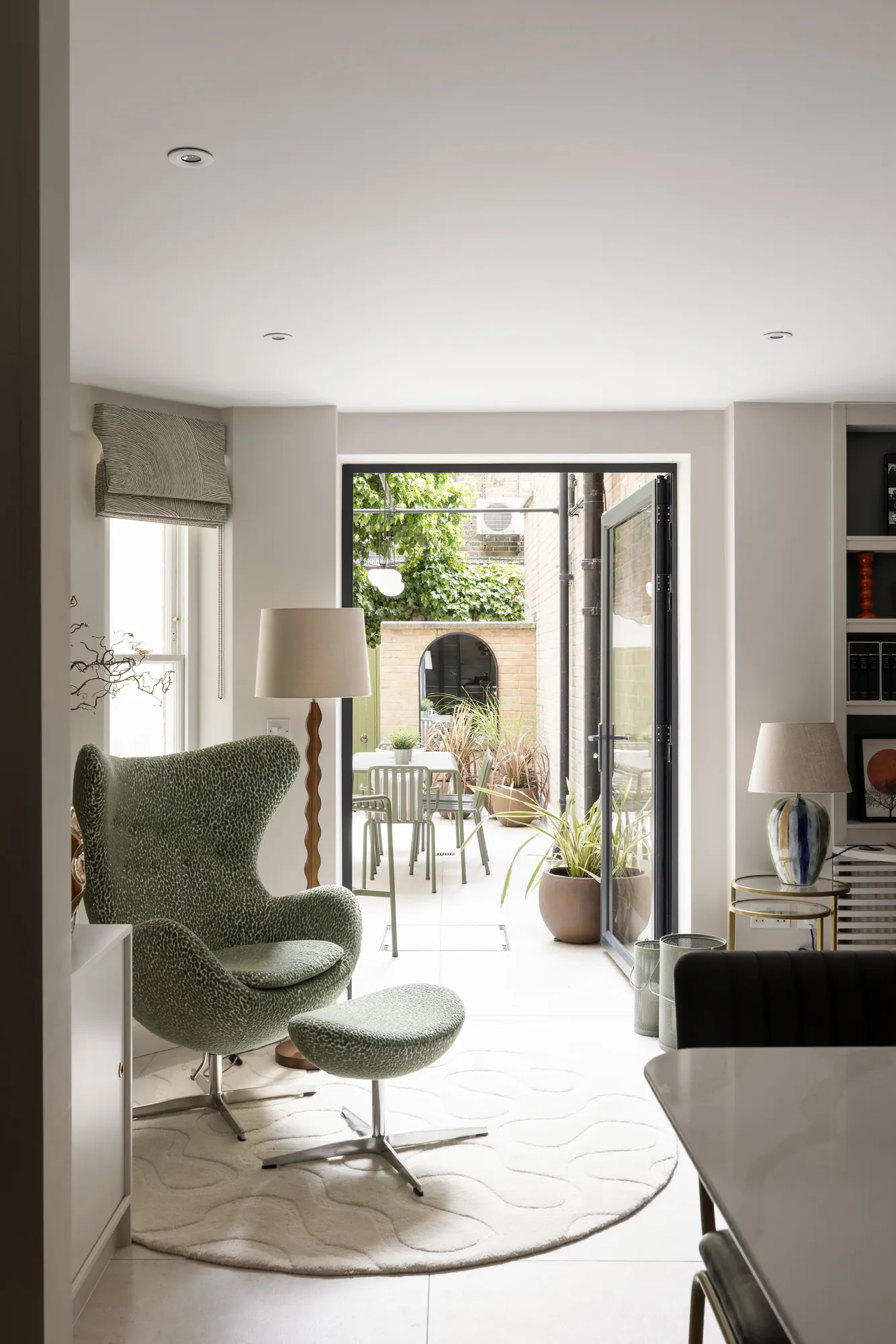 Domus-Nova-Chelsea-Apartment-For-Rent-Culford-Gardens-6_Lo