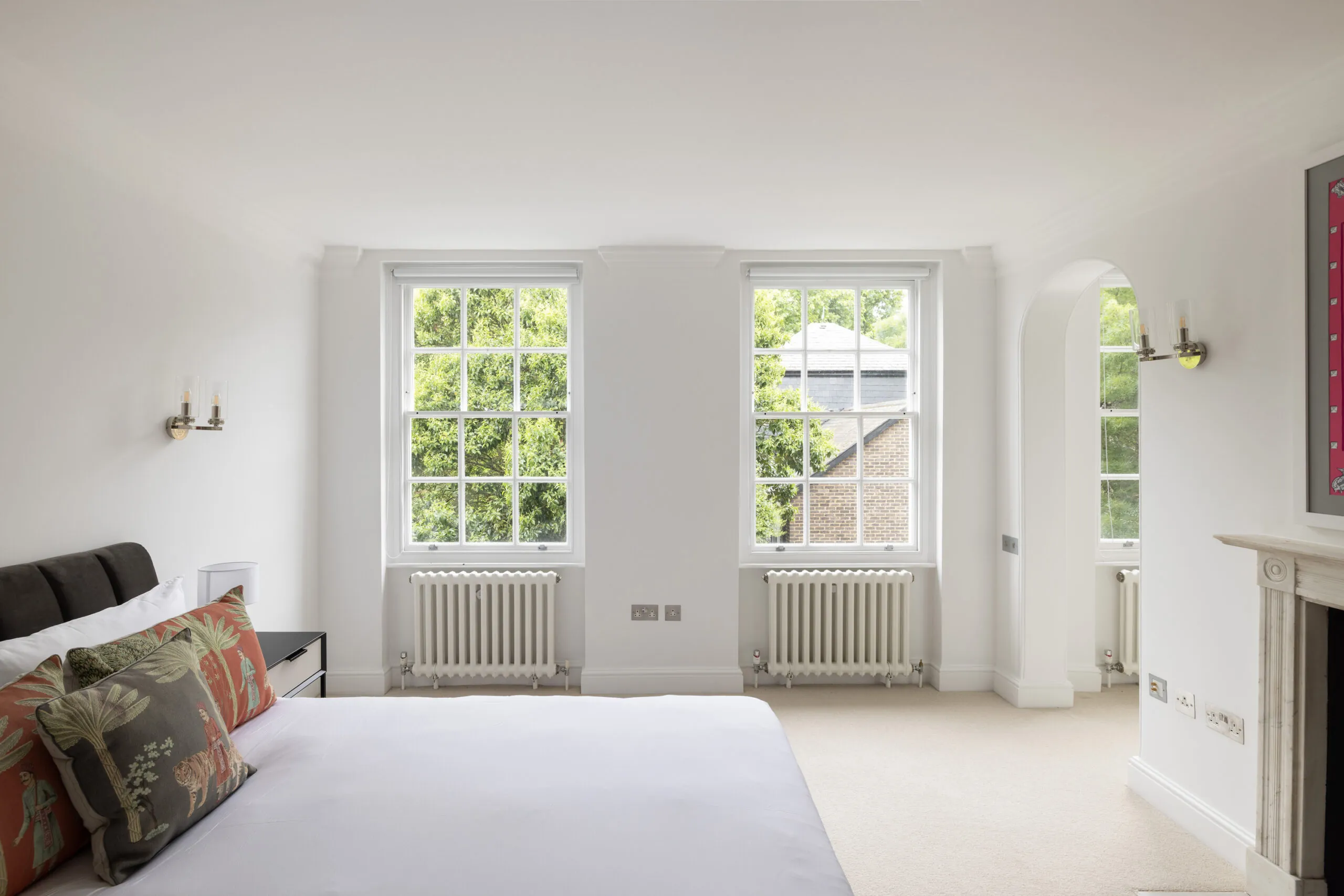 Domus-Nova-Chelsea-House-For-Rent-Cheyne-Walk-25_Lo