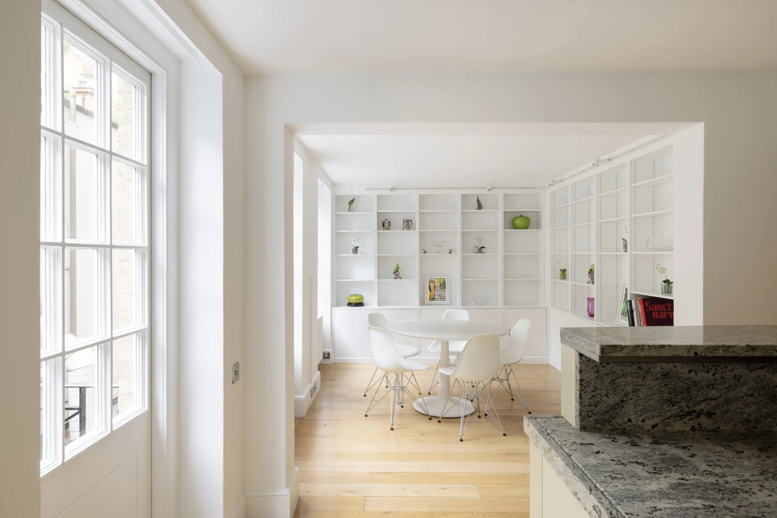 Domus-Nova-Chelsea-House-For-Rent-Cheyne-Walk-35_Lo