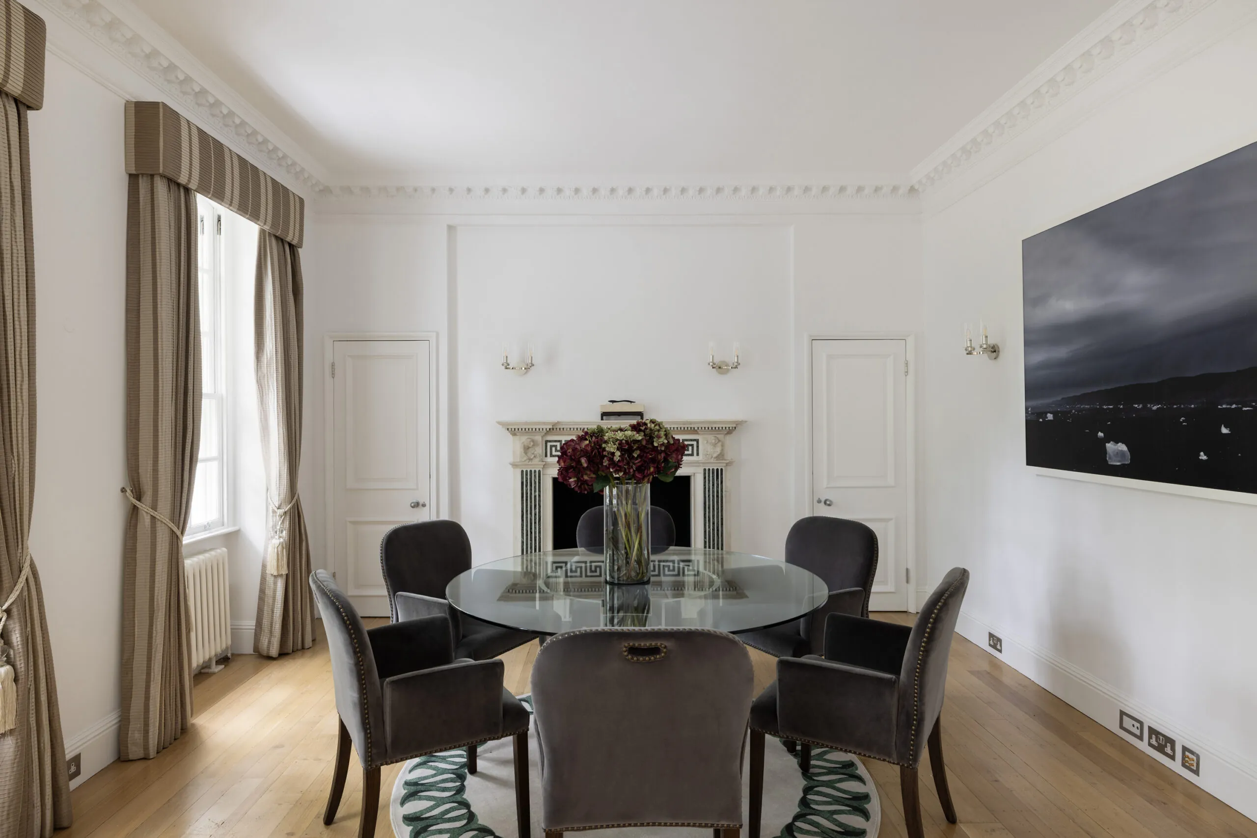 Domus-Nova-Chelsea-House-For-Rent-Cheyne-Walk-41_Lo