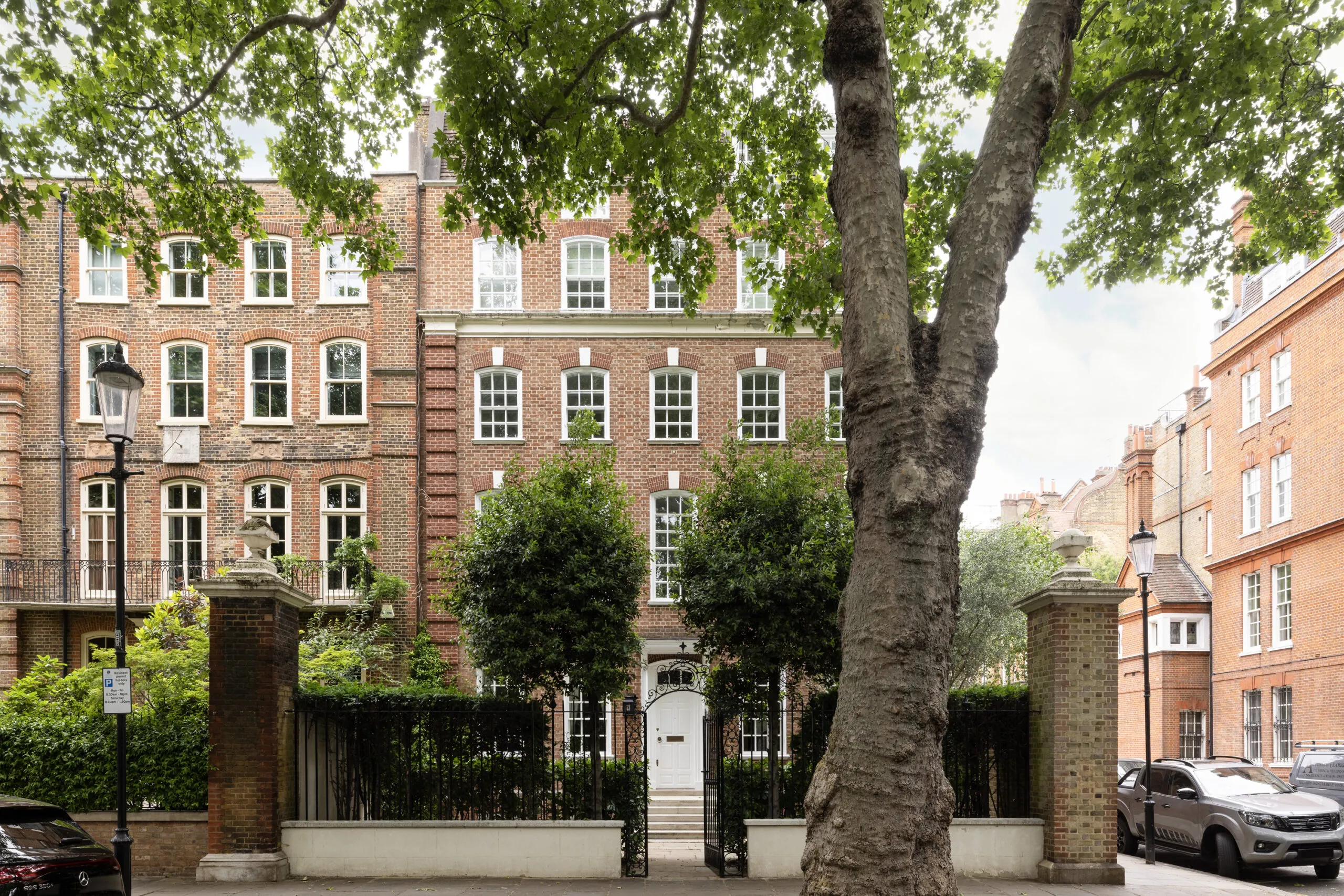 Domus-Nova-Chelsea-House-For-Rent-Cheyne-Walk-44_Lo
