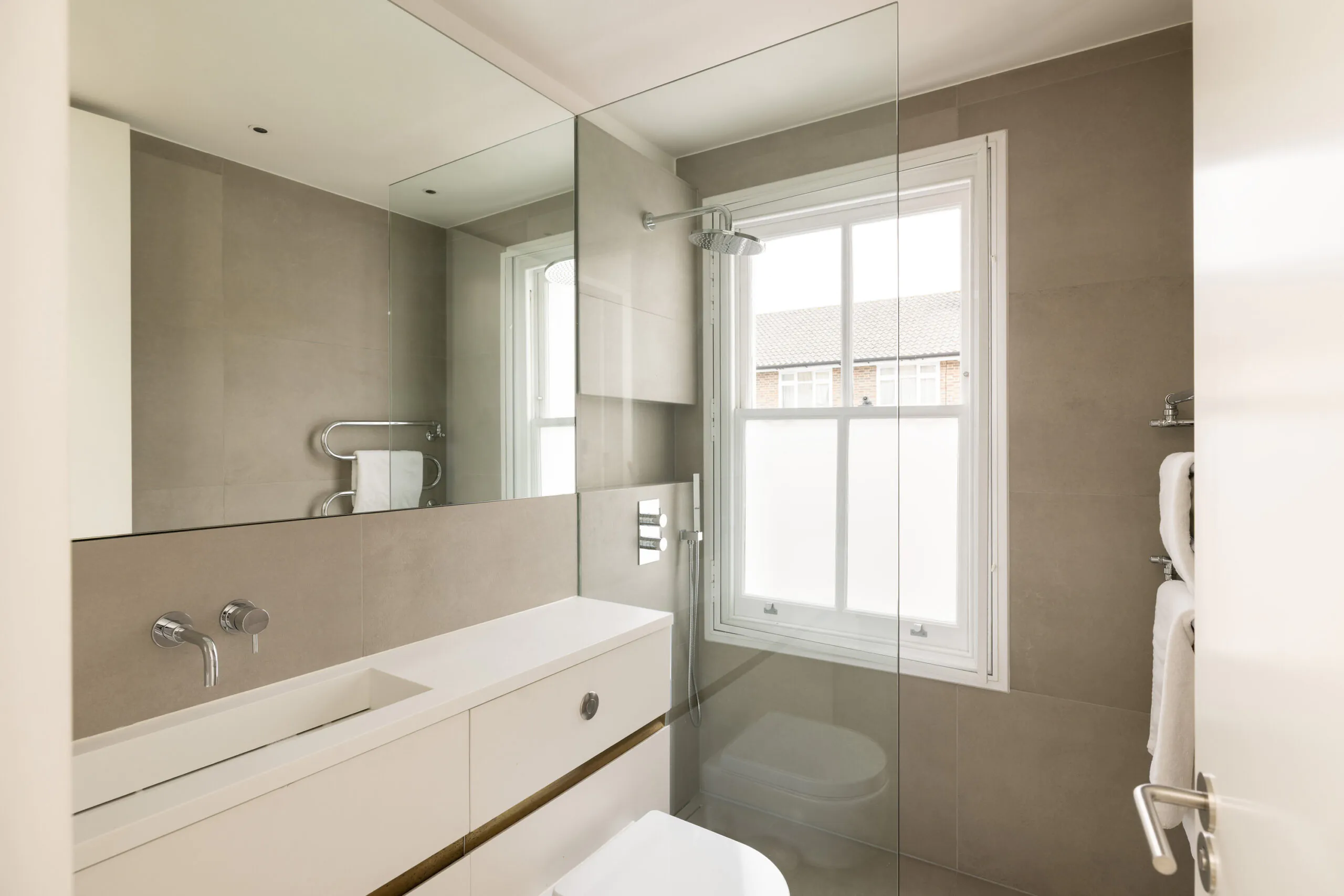 Domus-Nova-Chelsea-House-For-Rent-Limerston-Street-11_Lo