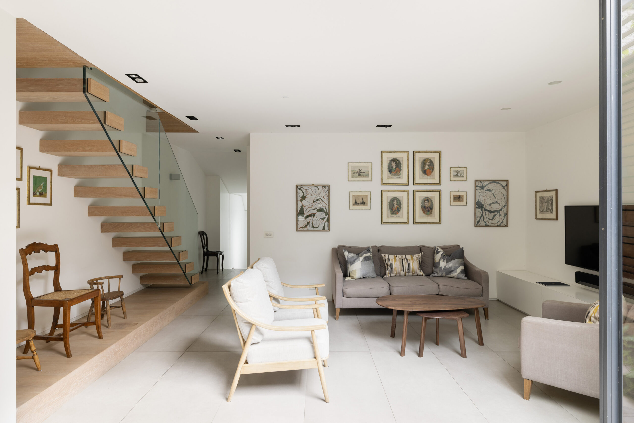 Domus-Nova-Chelsea-House-For-Rent-Limerston-Street-31_Lo