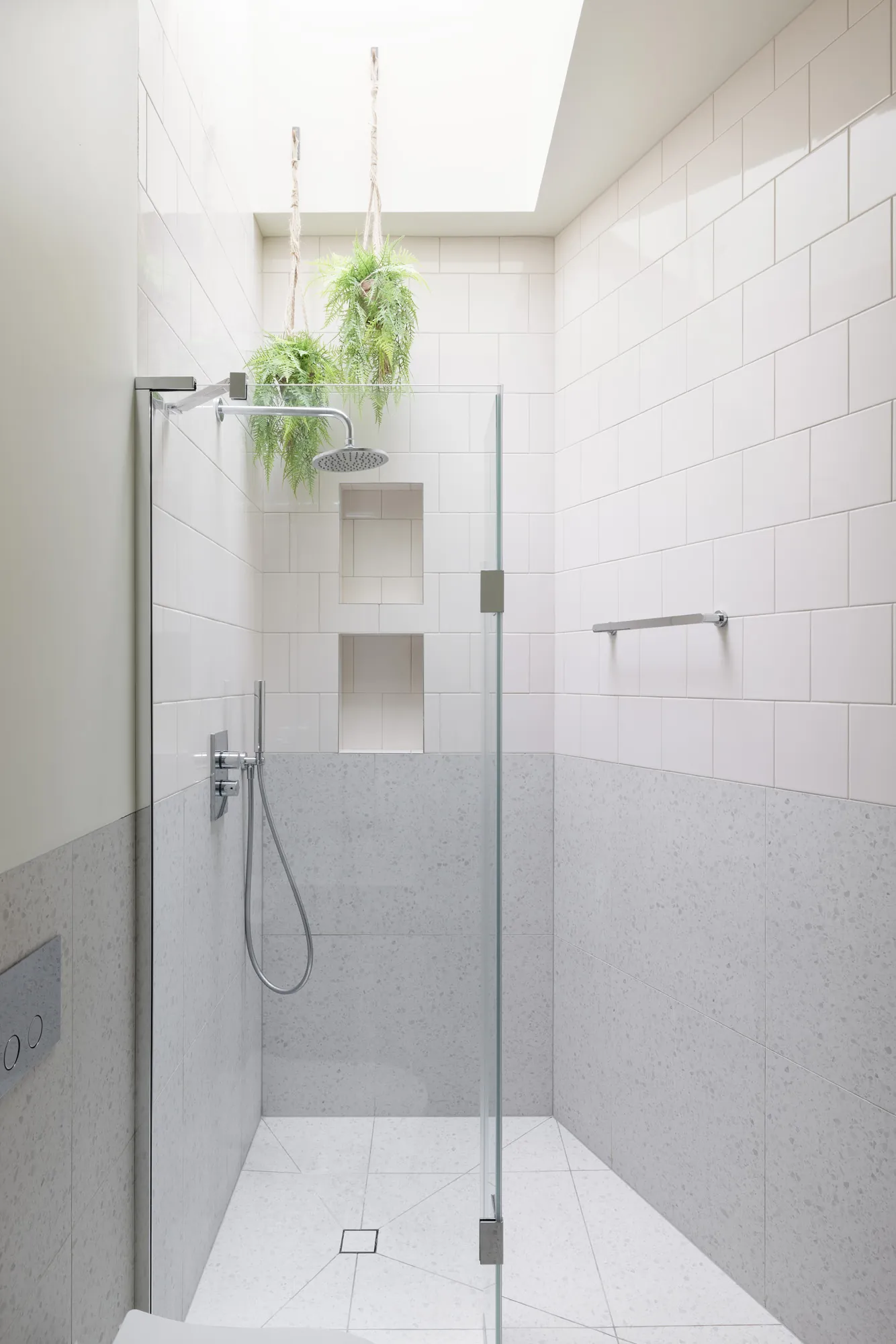 Domus-Nova-Hampstead-House-For-Rent-Redington-Road-25_Lo