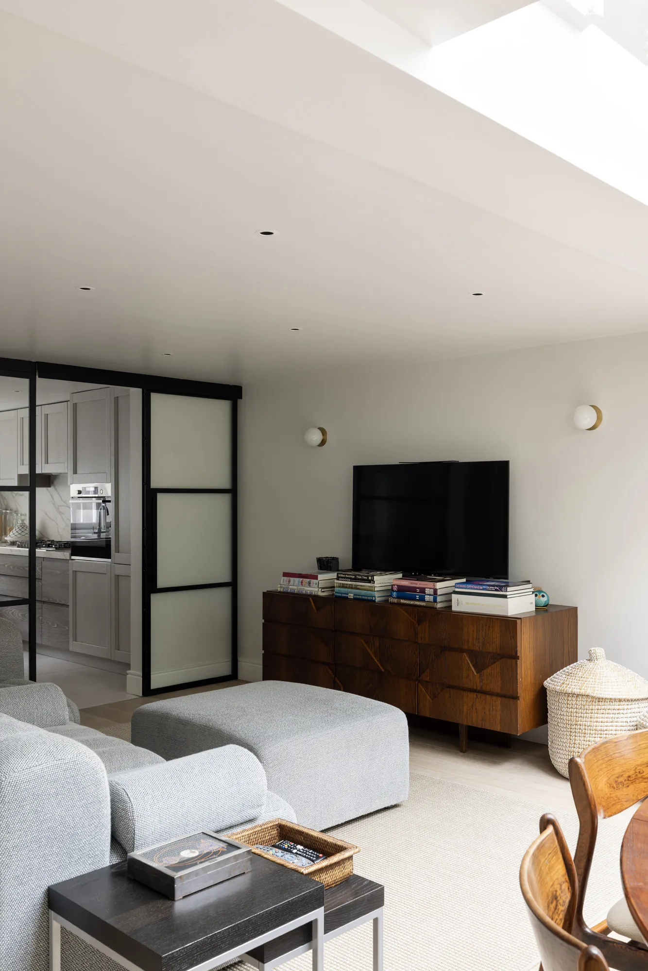 Domus-Nova-Holland-Park-House-For-Rent-Portland-Road-9_Lo