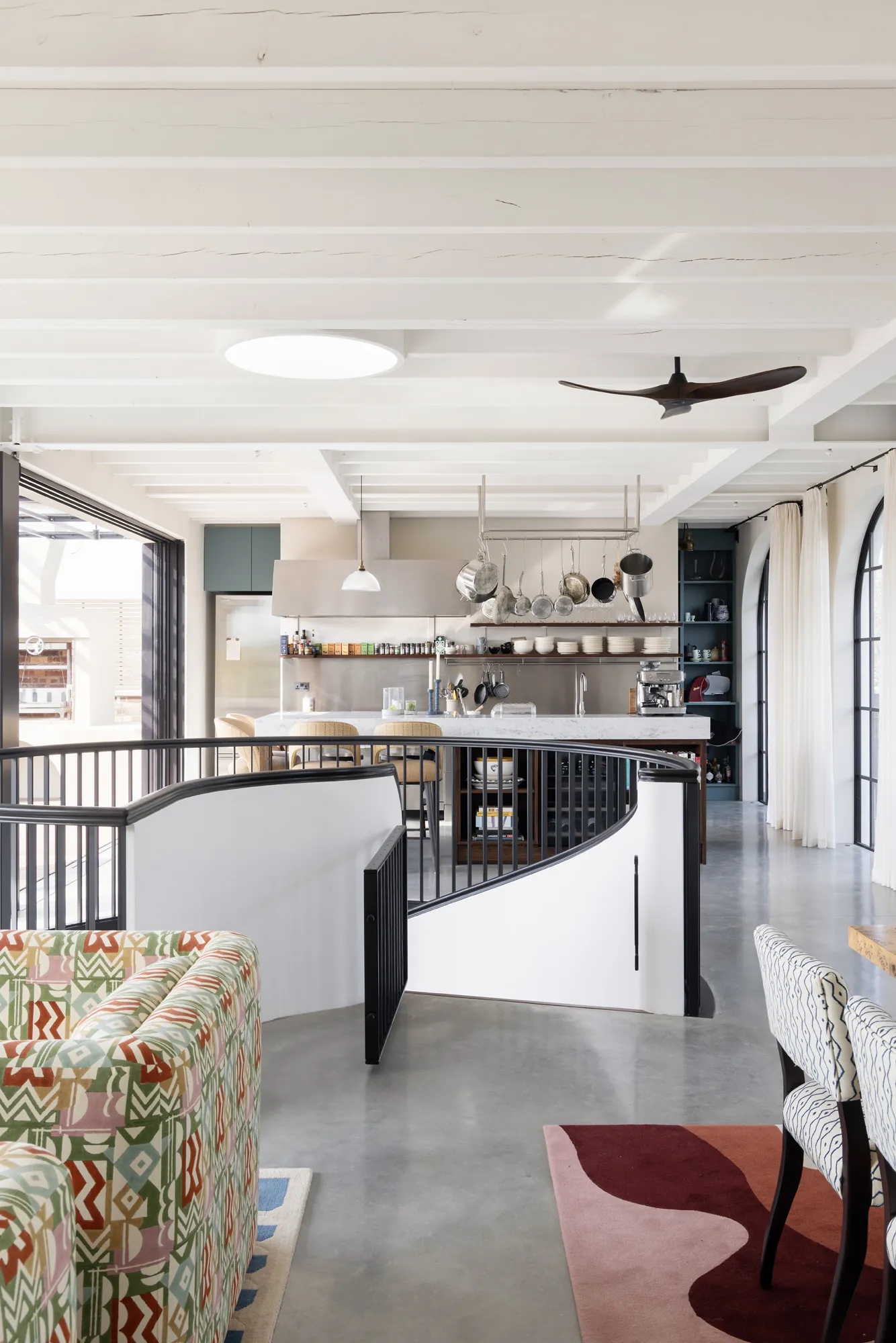 Domus-Nova-Islington-Apartment-For-Rent-Barnsbury-Square-24_Lo