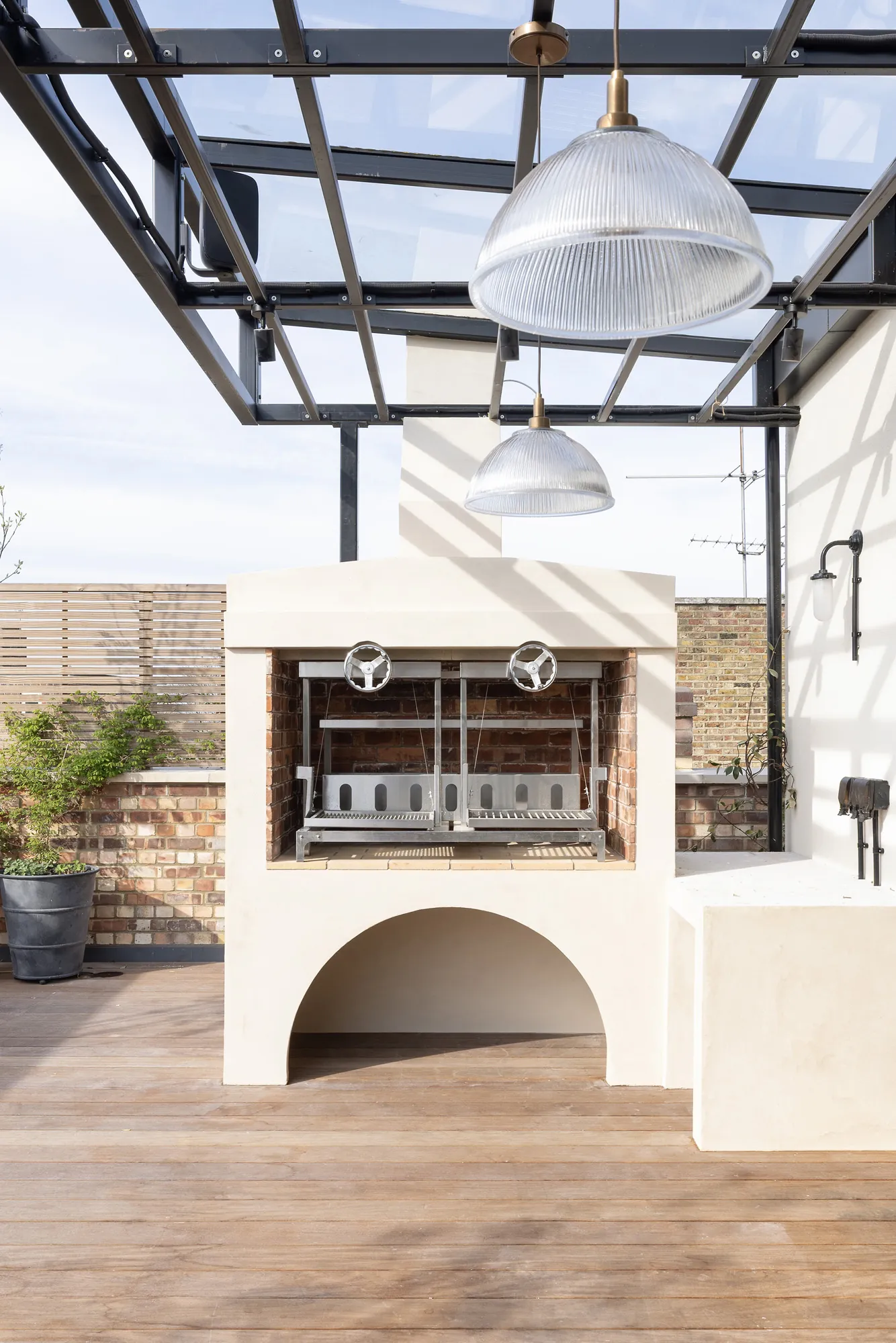 Domus-Nova-Islington-Apartment-For-Rent-Barnsbury-Square-5_Lo