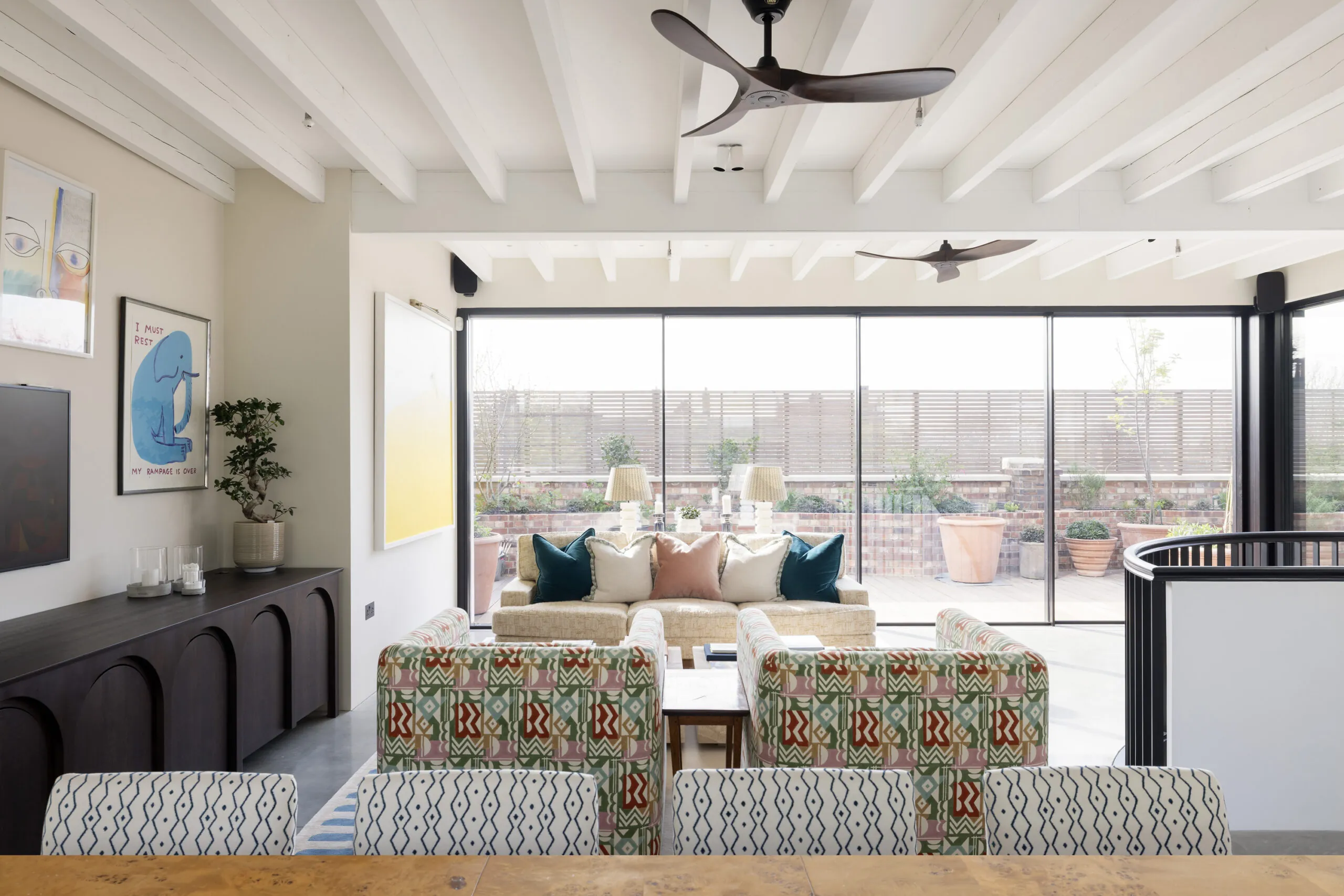 Domus-Nova-Islington-Apartment-For-Rent-Barnsbury-Square-9_Lo