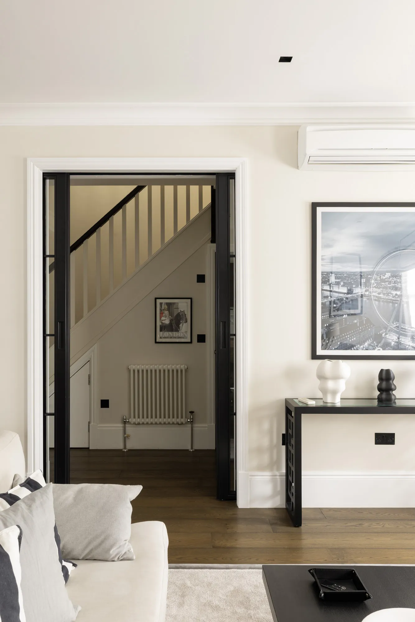 Domus-Nova-Knightsbridge-Apartment-For-Rent-Lowndes-Square-Reshoot-2_Lo