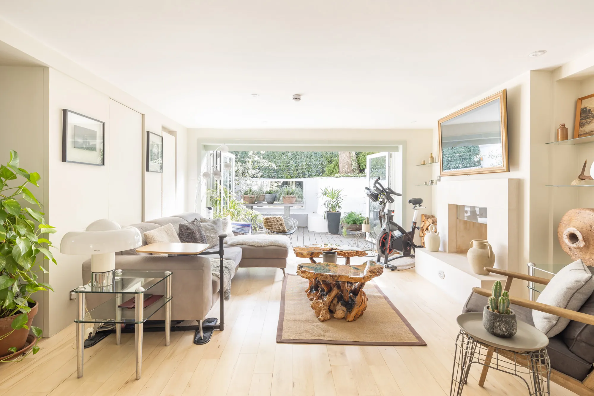 Domus-Nova-London-Property-For-Lettings-Artesian-Road24
