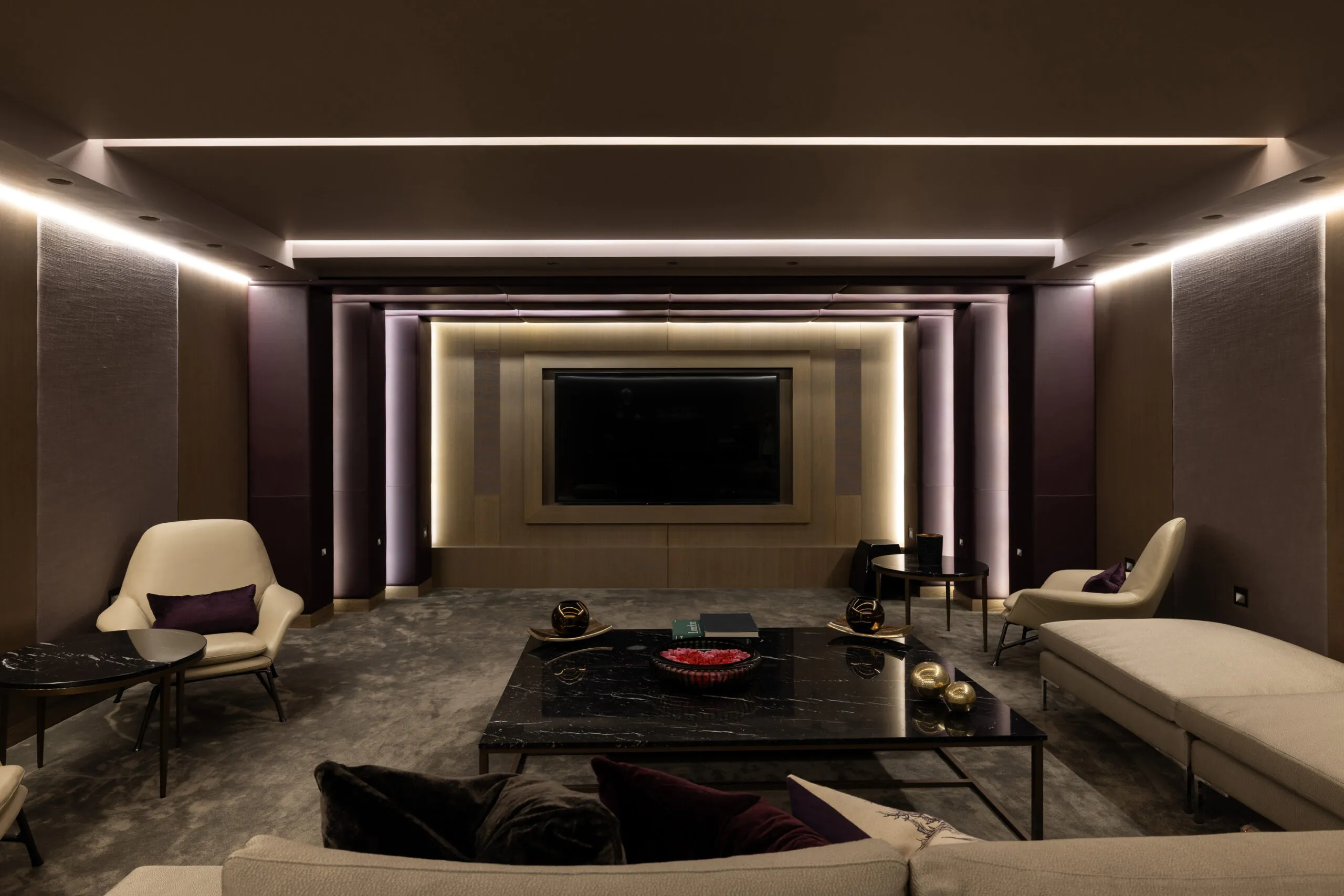 Domus-Nova-Marble-Arch-House-For-Rent-Connaught-Place-25_Lo