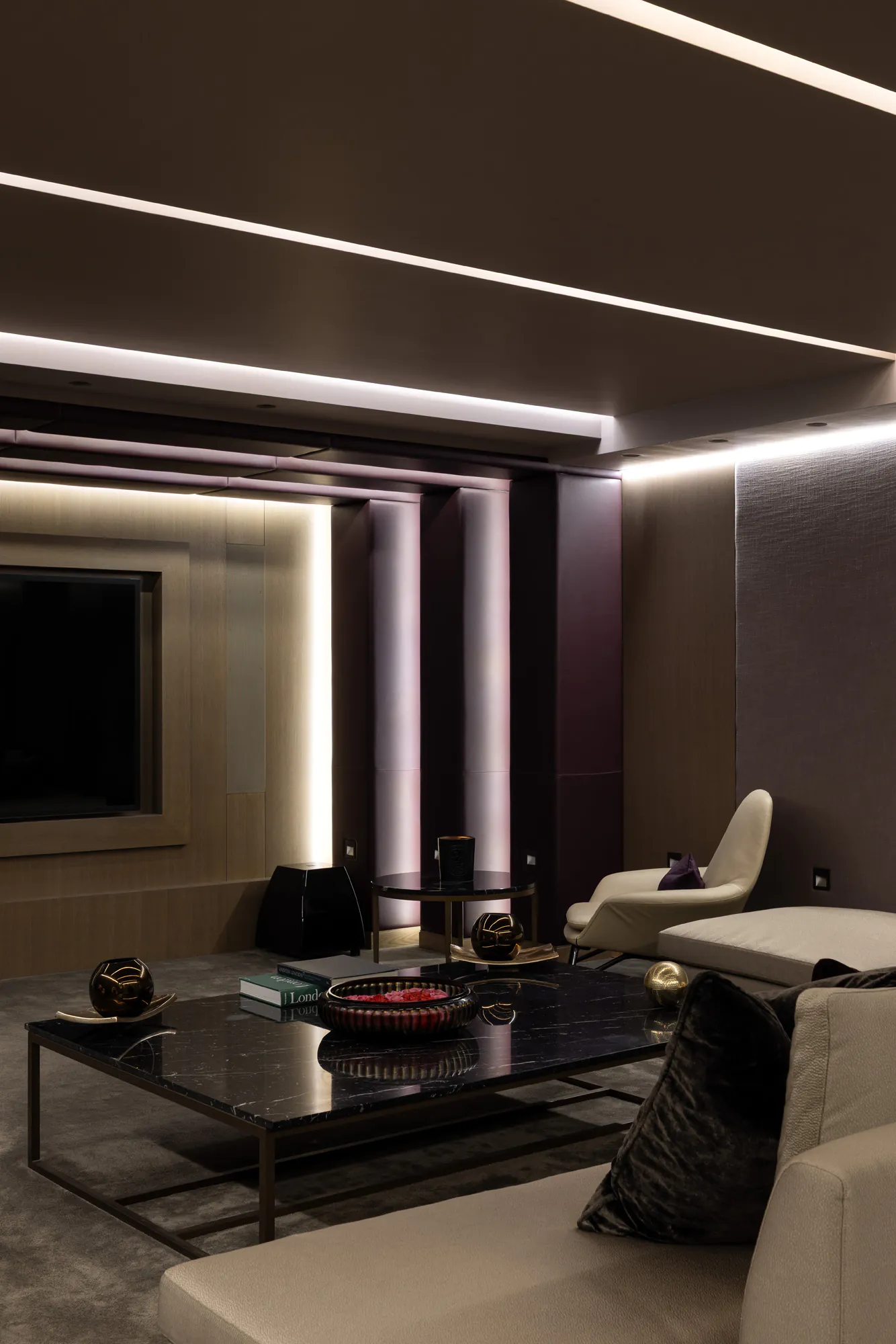 Domus-Nova-Marble-Arch-House-For-Rent-Connaught-Place-26_Lo