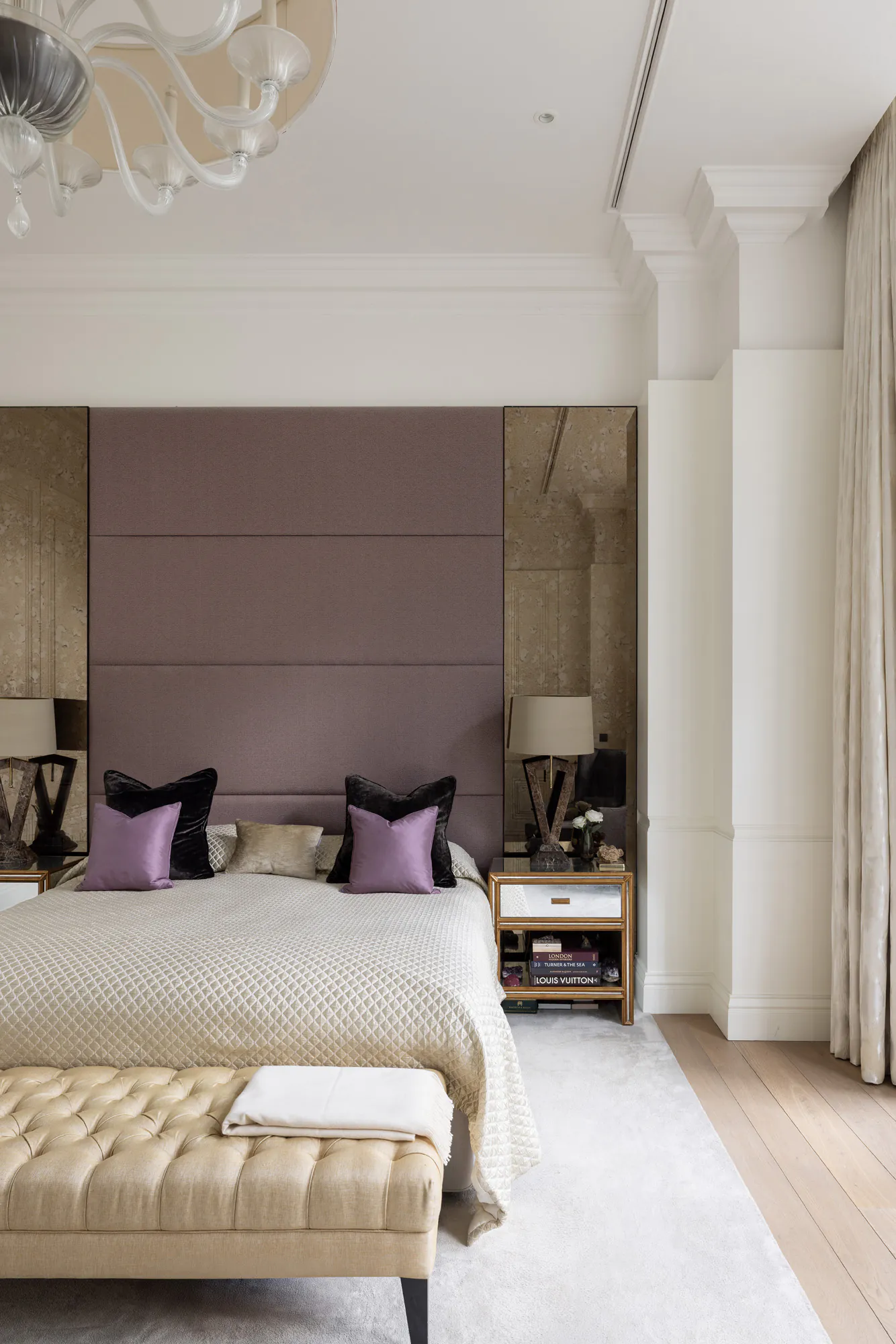 Domus-Nova-Marble-Arch-House-For-Rent-Connaught-Place-6_Lo