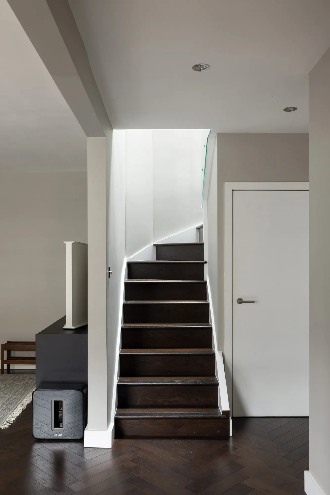 Domus-Nova-Marylebone-House-For-Rent-Tarrant-Place-19_Lo