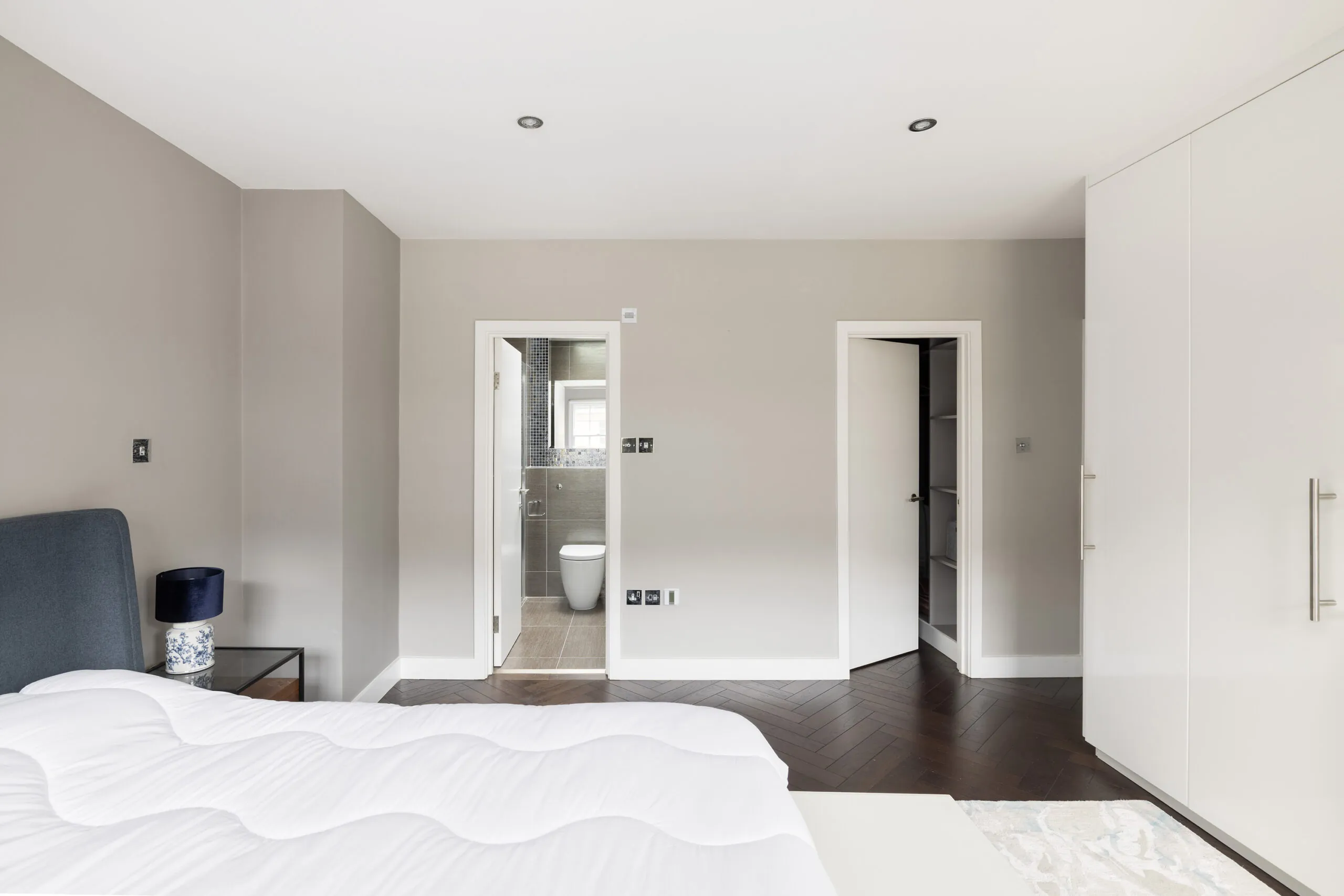 Domus-Nova-Marylebone-House-For-Rent-Tarrant-Place-2_Lo