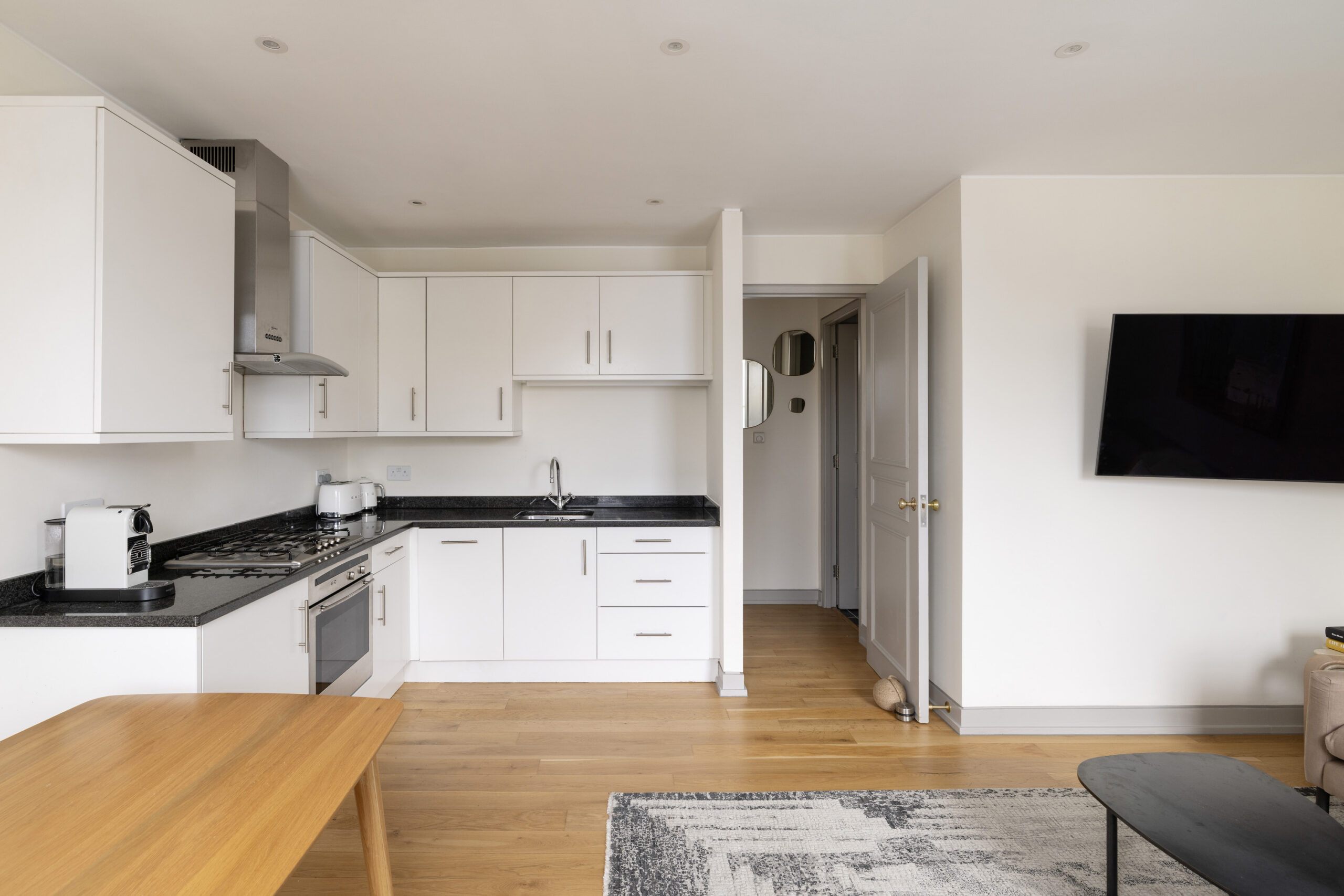 Domus-Nova-Notting-Hill-Apartment-For-Rent-Portobello-Road-ii-8_Lo