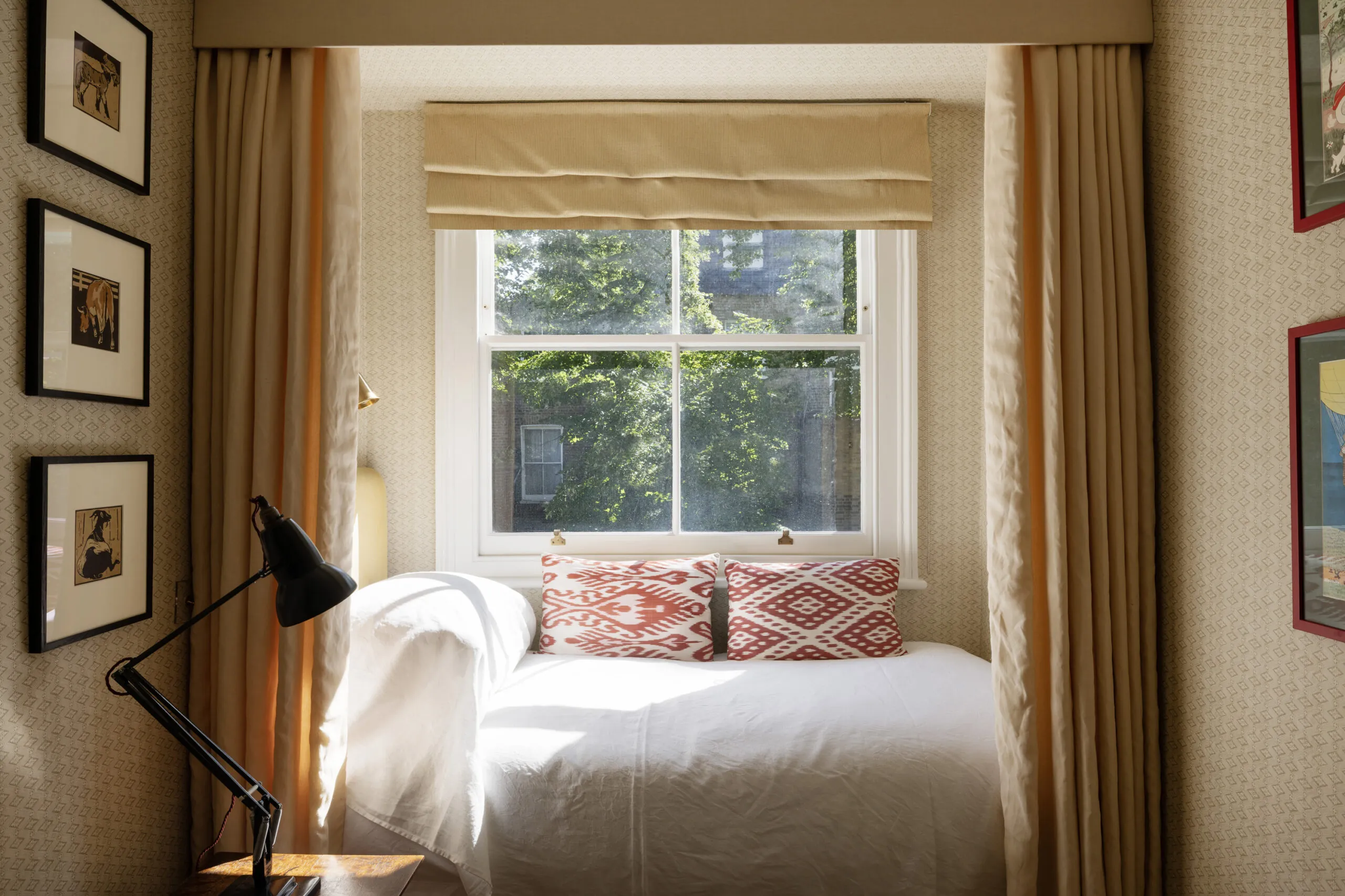 Domus-Nova-Notting-Hill-Apartment-For-Rent-St-Charles-Square-2_Lo