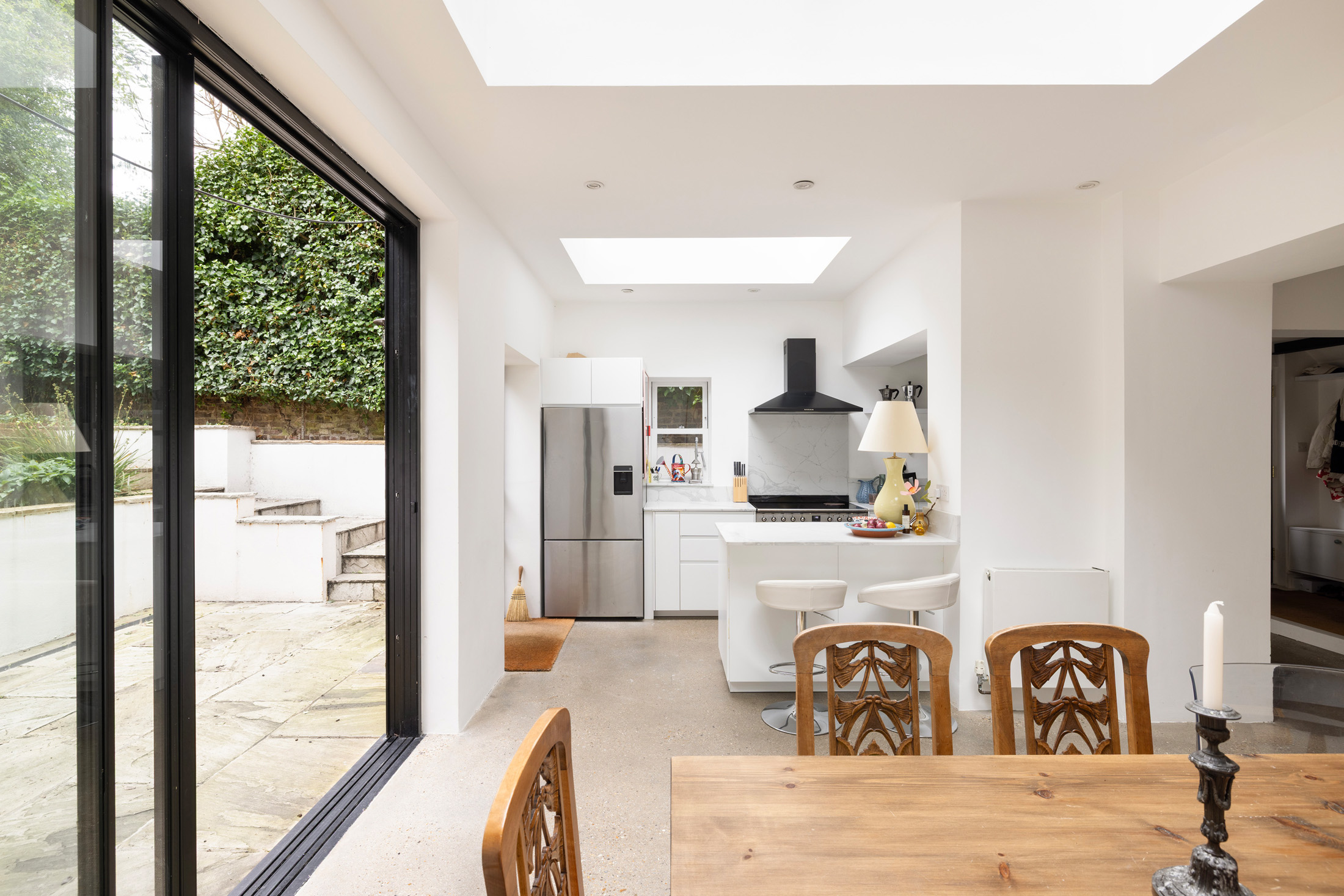 Domus-Nova-Notting-Hill-Apartment-For-Rent-St-Marks-Road-26_Lo
