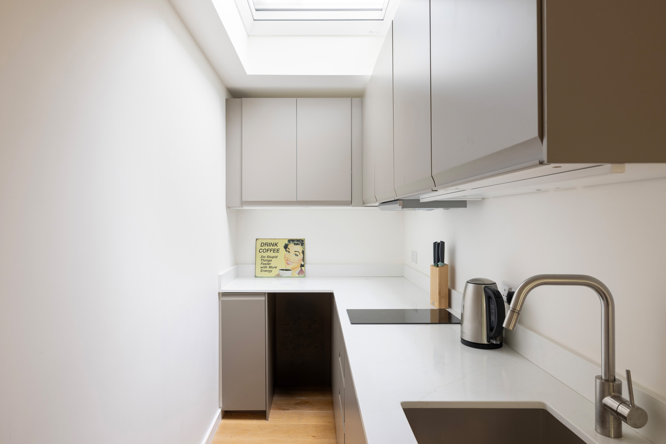 Domus-Nova-Notting-Hill-Apartment-For-Rent-St-Marks-Road-4_Lo