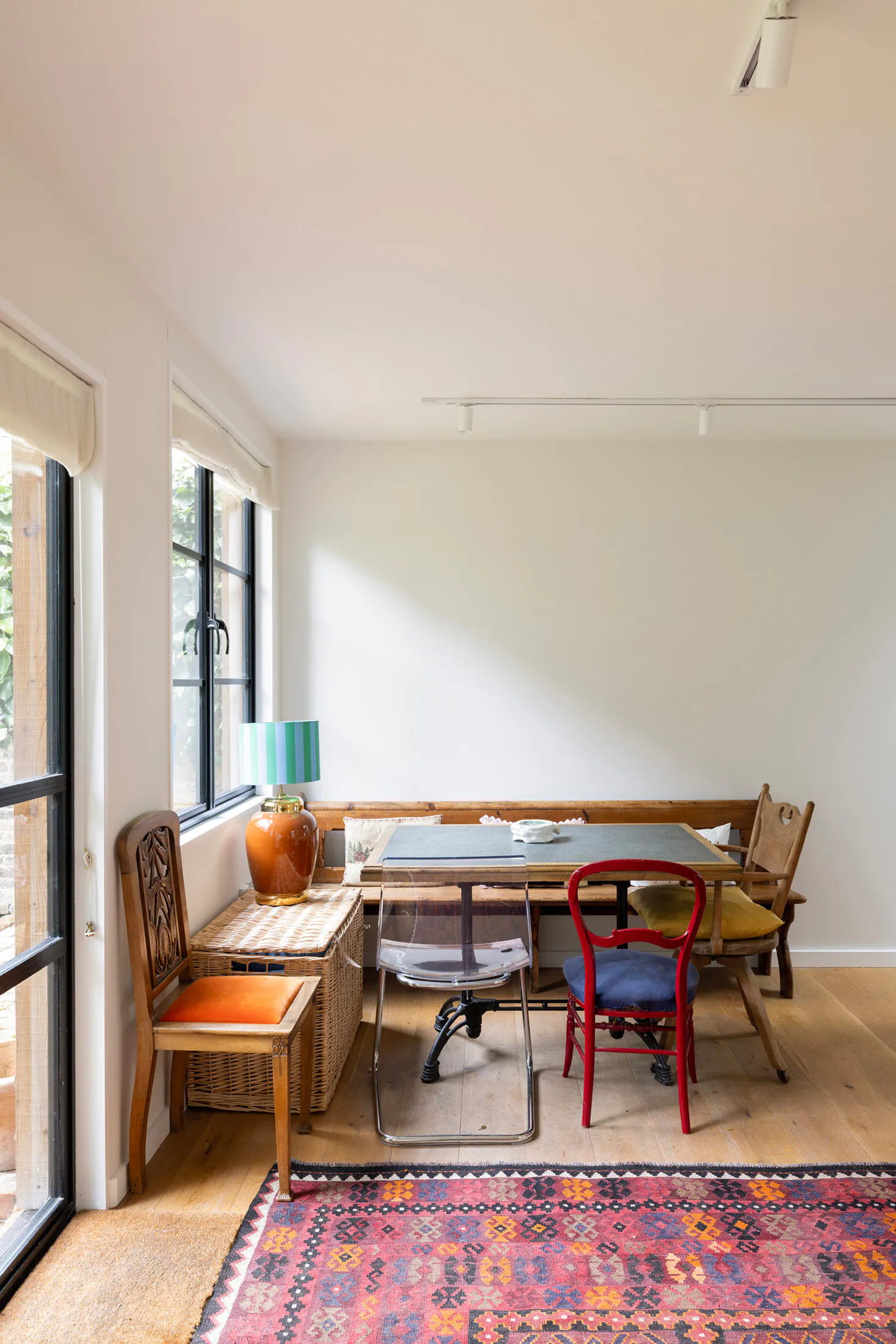 Domus-Nova-Notting-Hill-Apartment-For-Rent-St-Marks-Road-6_Lo