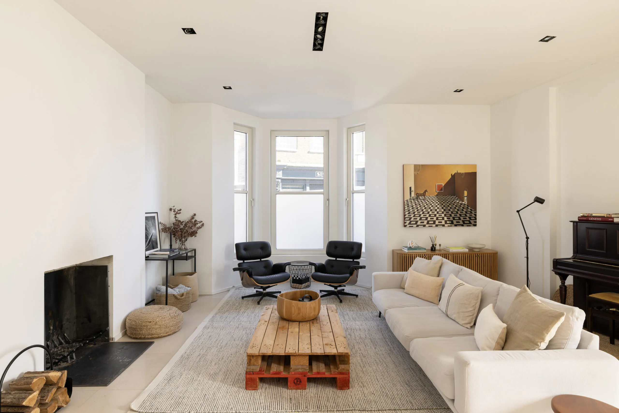 Domus-Nova-Notting-Hill-House-For-Rent-Campden-Hill-Road-15_Lo