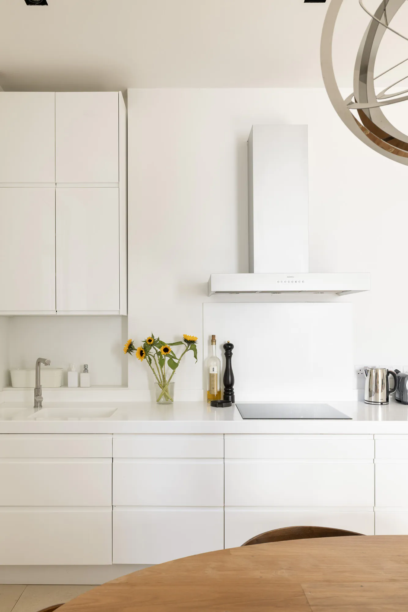 Domus-Nova-Notting-Hill-House-For-Rent-Campden-Hill-Road-21_Lo