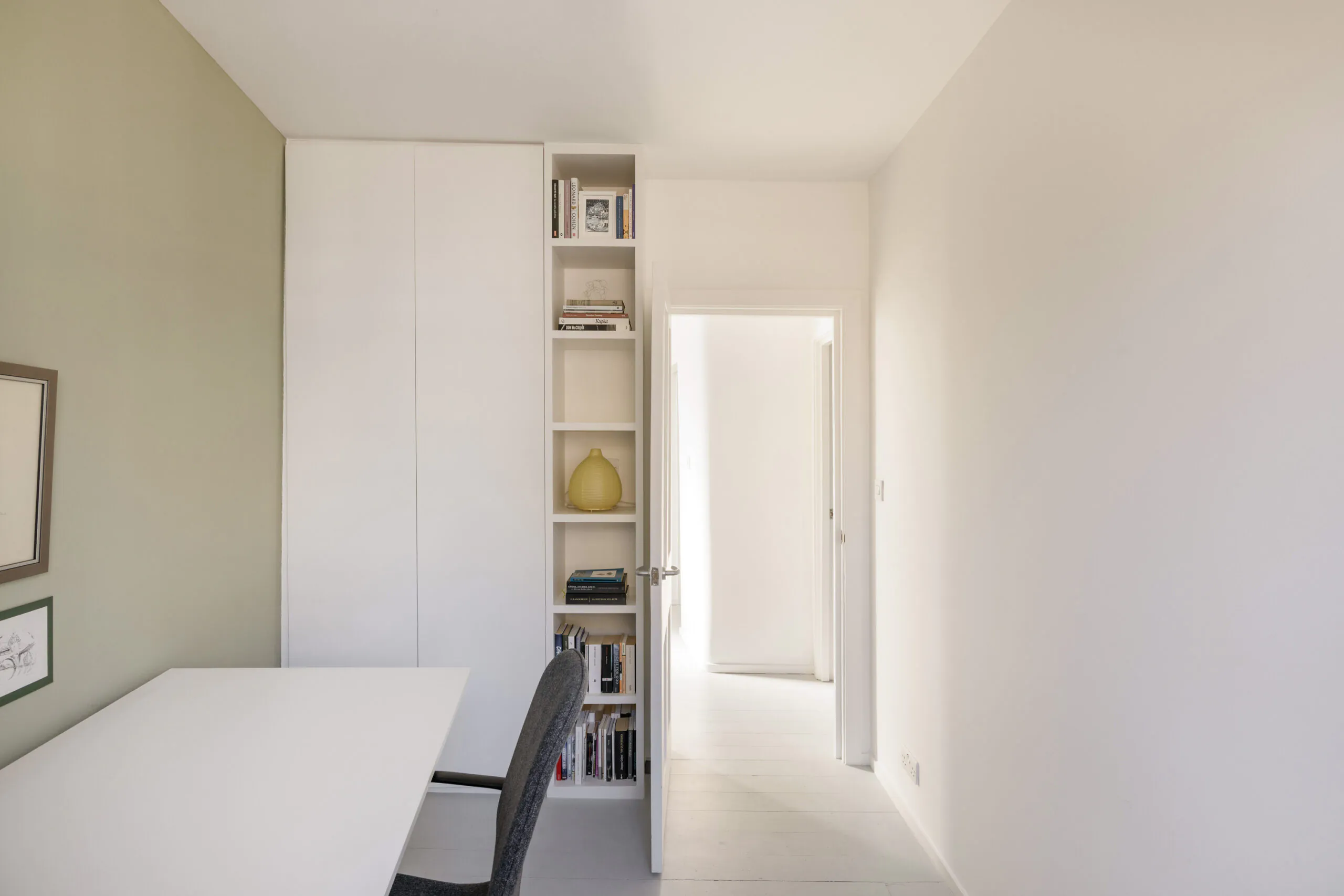 Domus-Nova-Notting-Hill-House-For-Rent-Campden-Hill-Road-35_Lo