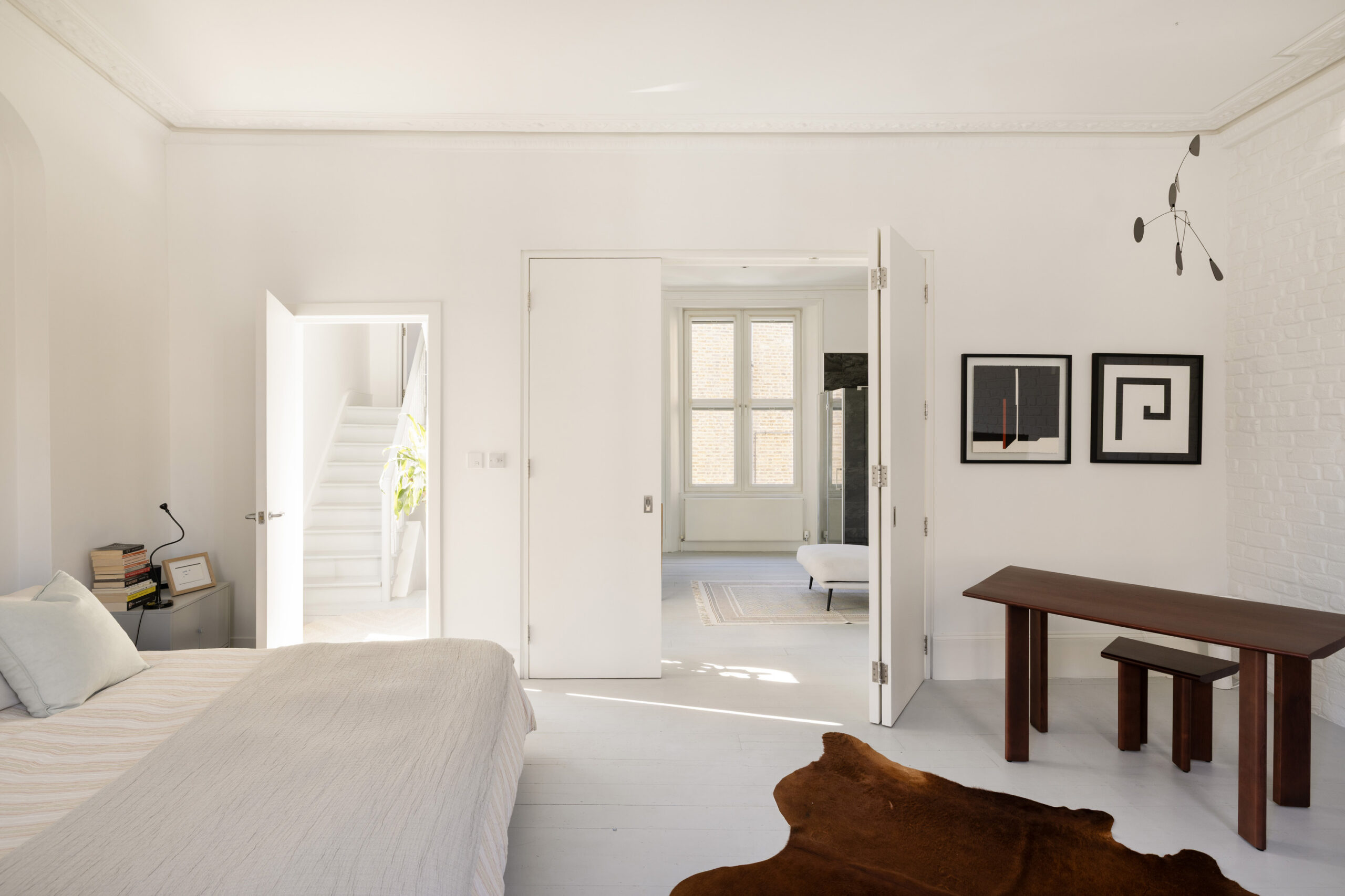Domus-Nova-Notting-Hill-House-For-Rent-Campden-Hill-Road-39_Lo