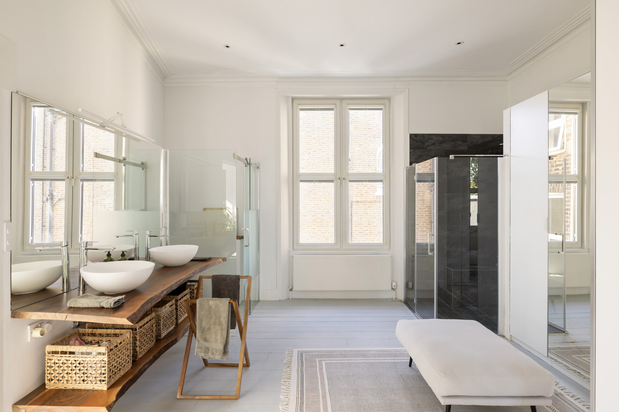 Domus-Nova-Notting-Hill-House-For-Rent-Campden-Hill-Road-40_Lo