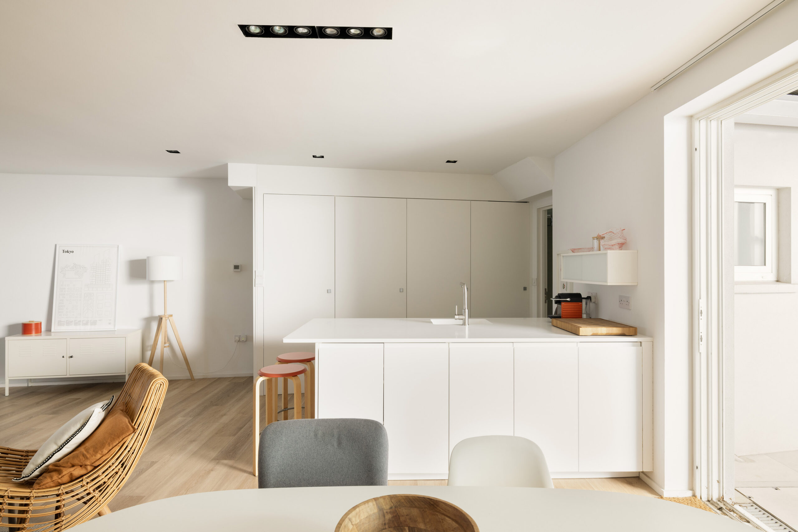 Domus-Nova-Notting-Hill-House-For-Rent-Campden-Hill-Road-4_Lo