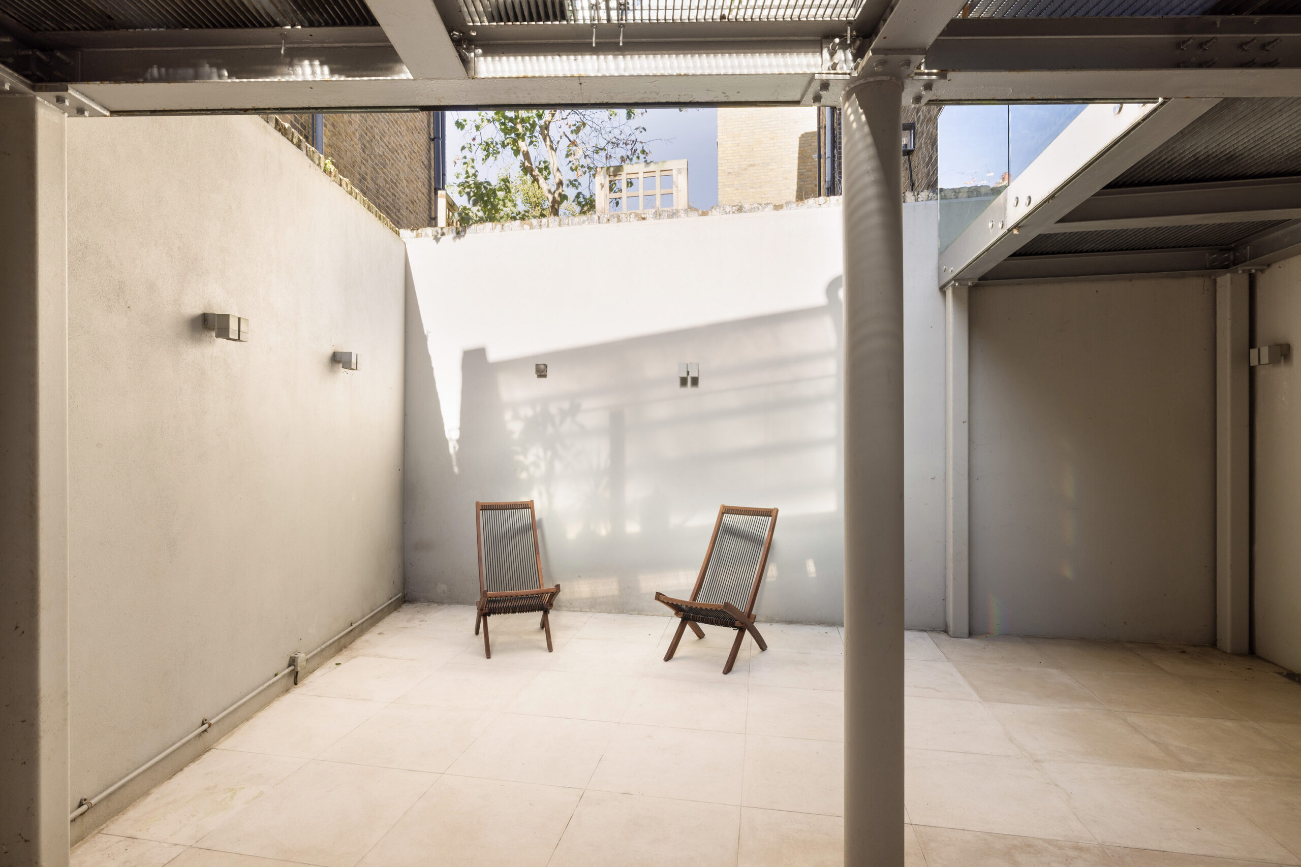 Domus-Nova-Notting-Hill-House-For-Rent-Campden-Hill-Road-6_Lo