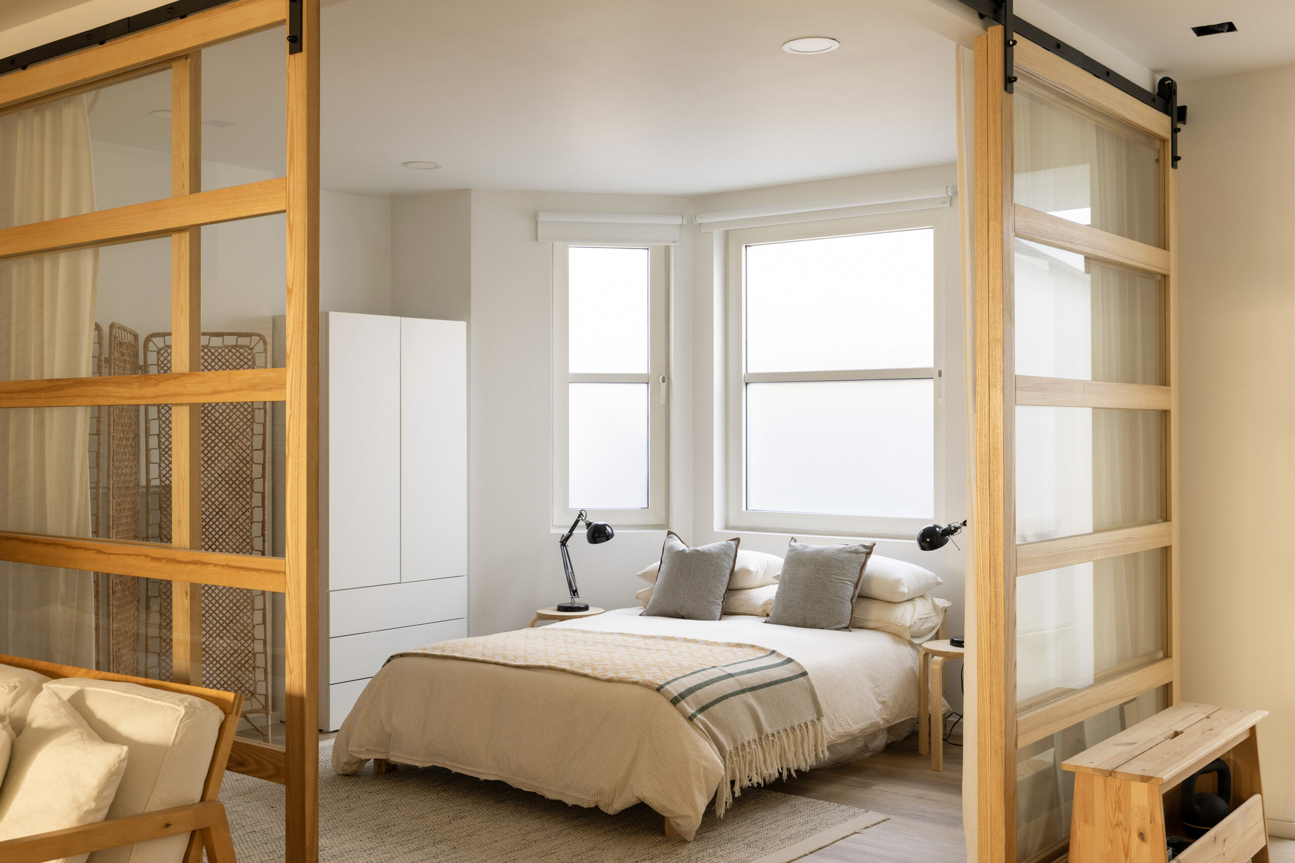 Domus-Nova-Notting-Hill-House-For-Rent-Campden-Hill-Road-7_Lo