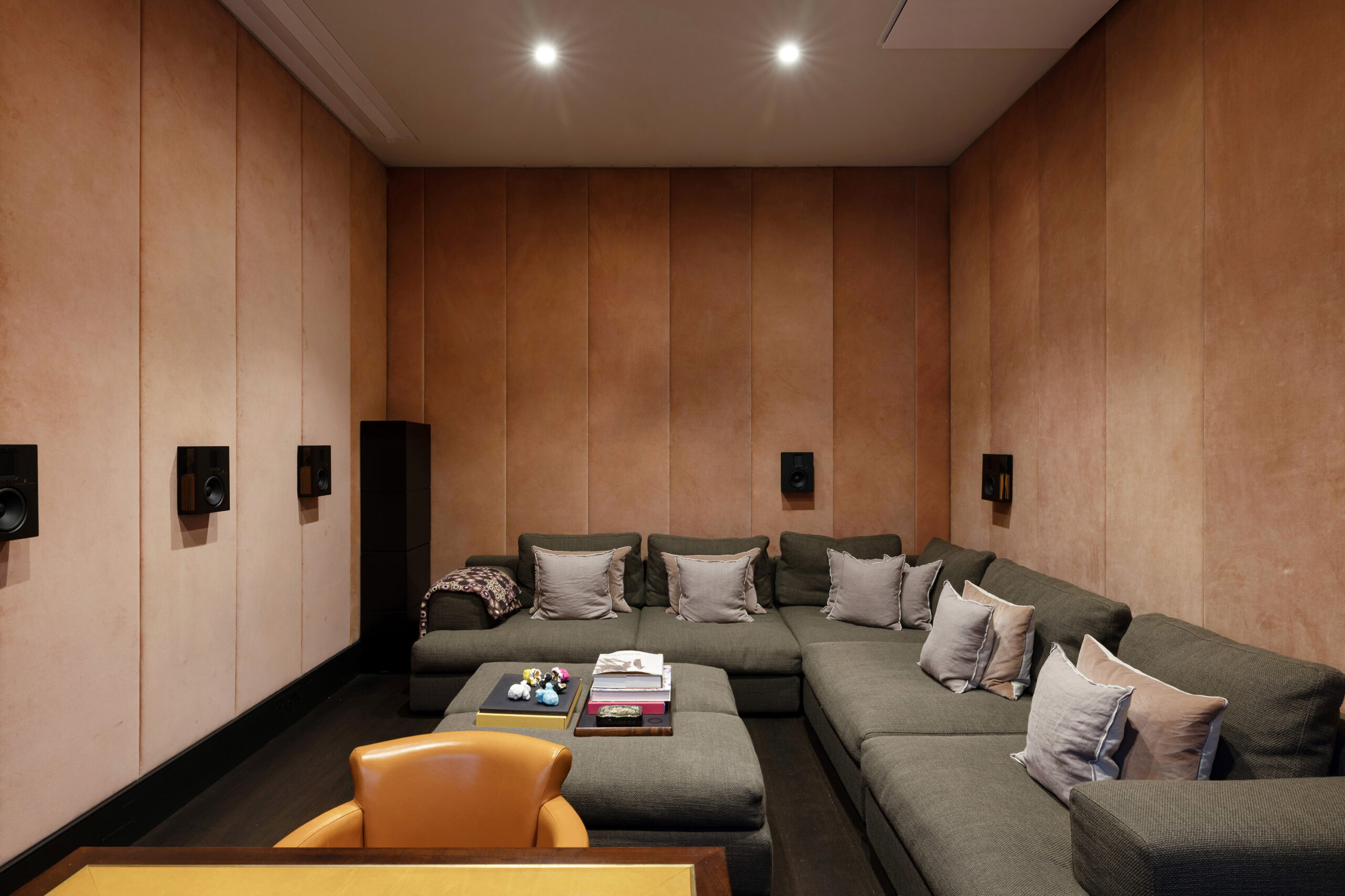 Domus-Nova-Notting-Hill-House-For-Rent-Campden-Hill-Square-21_Lo