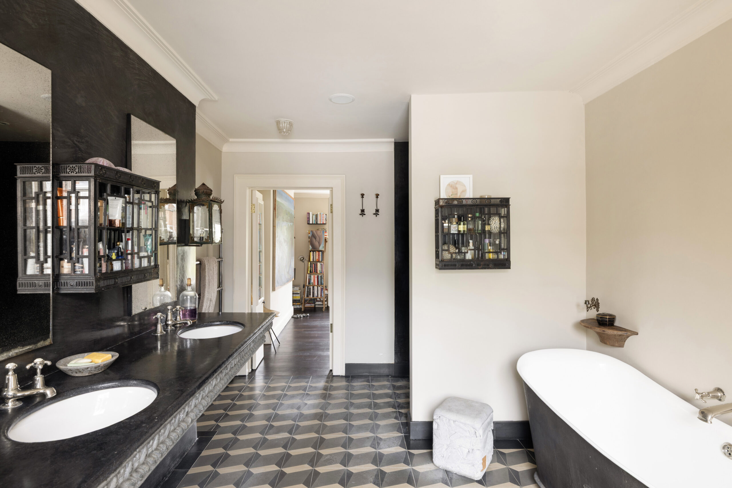Domus-Nova-Notting-Hill-House-For-Rent-Campden-Hill-Square-33_Lo