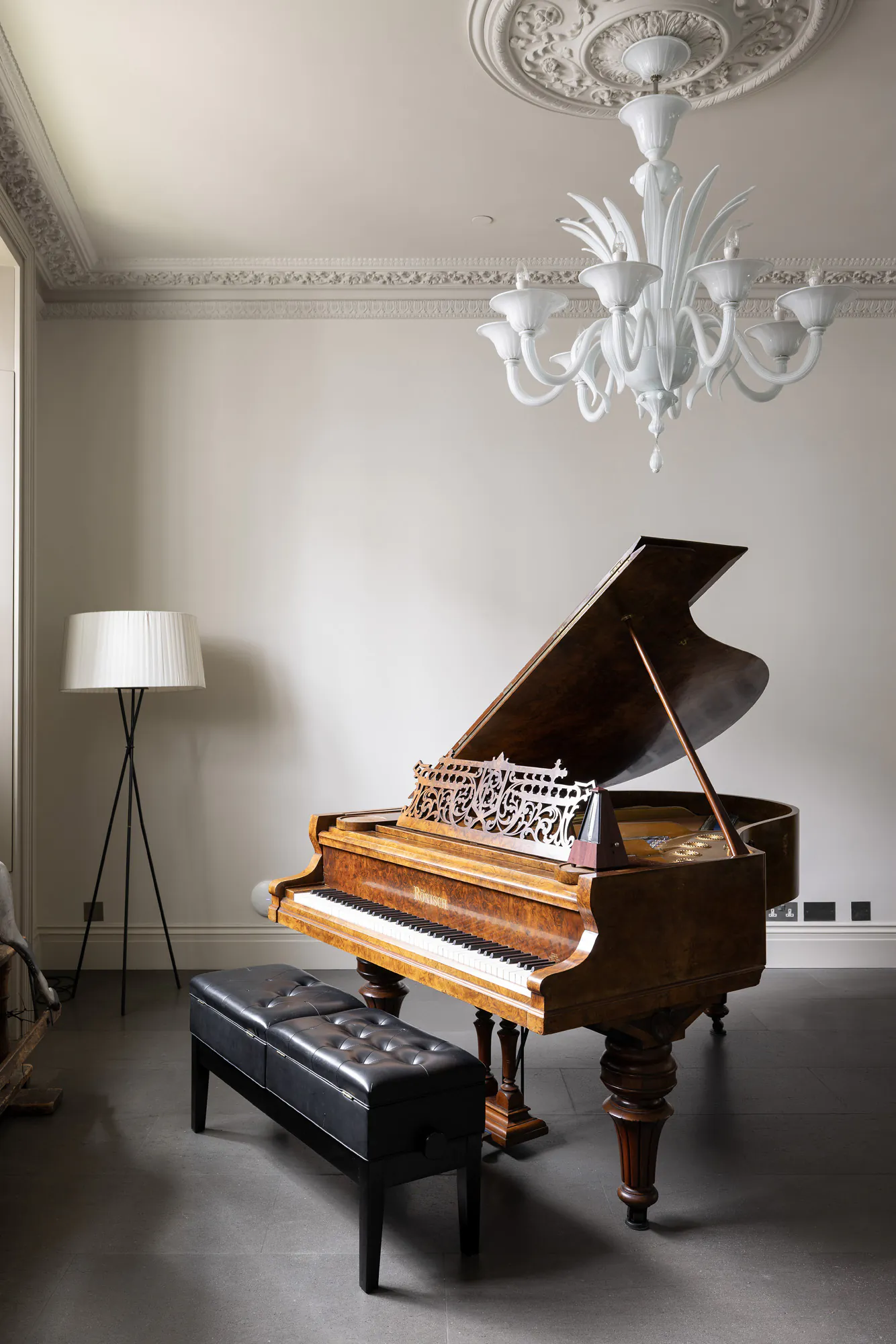 Domus-Nova-Notting-Hill-House-For-Sale-Horbury-Crescent-23_Lo