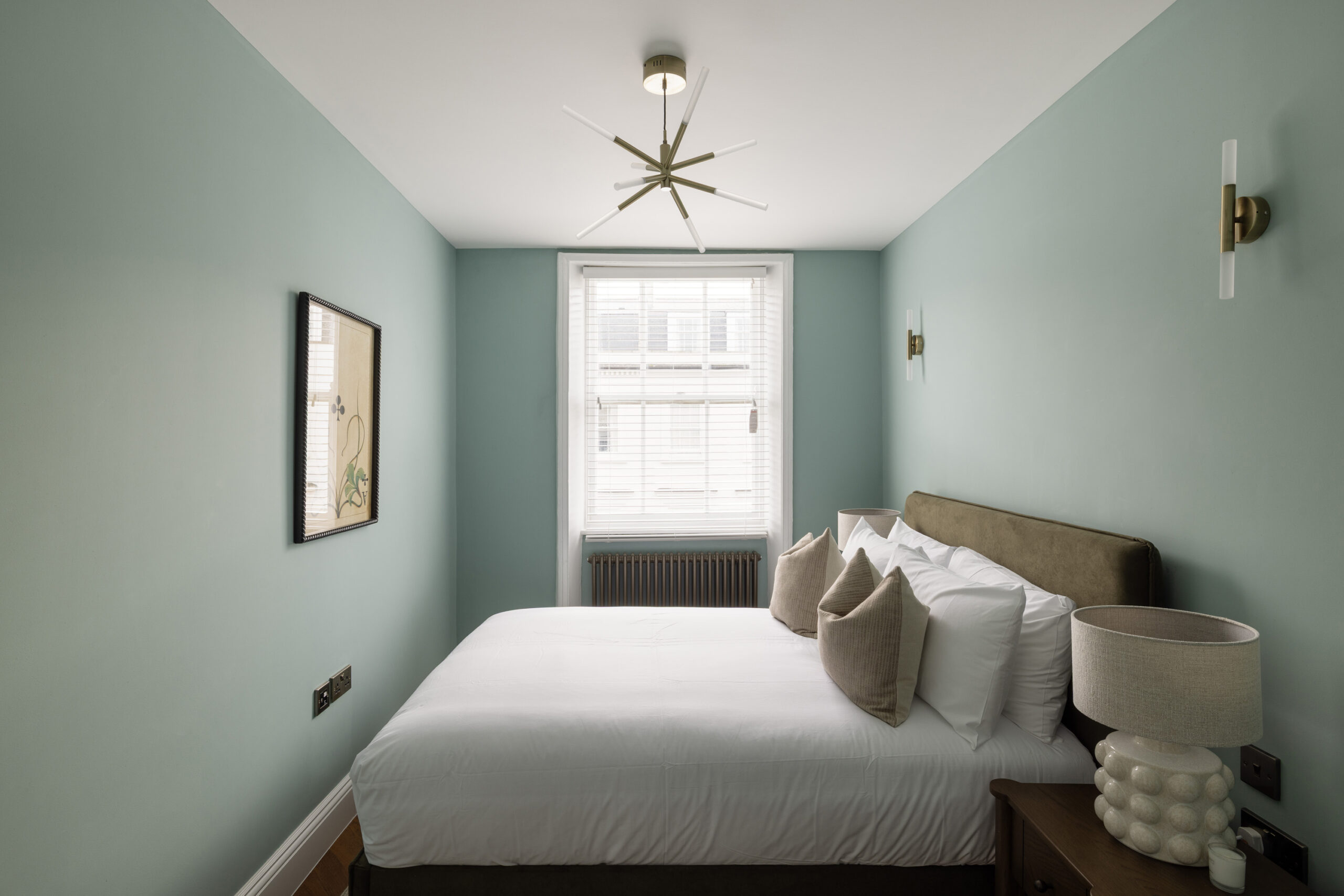 Domus-Nova-Pimlico-House-For-Rent-Warwick-Way-19_Lo