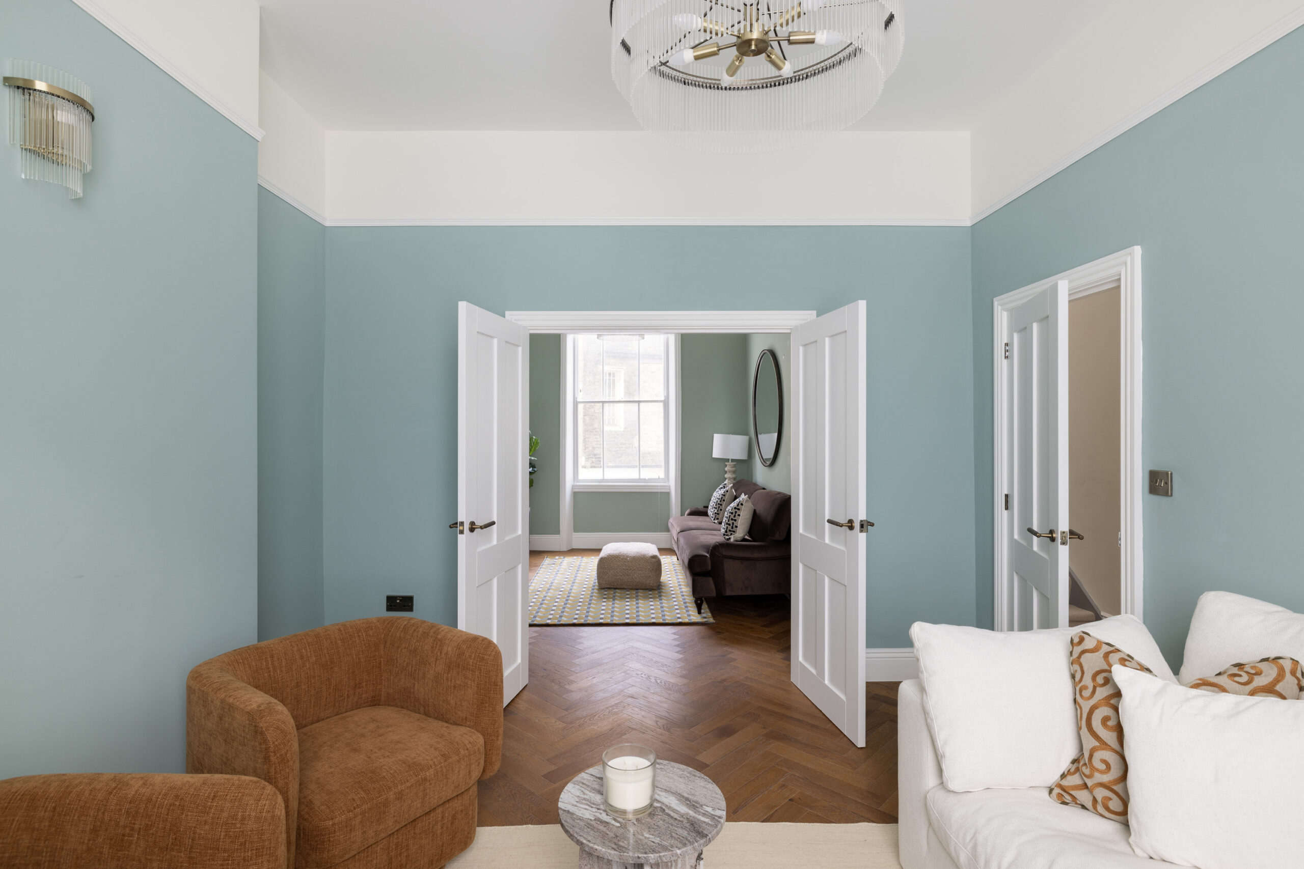 Domus-Nova-Pimlico-House-For-Rent-Warwick-Way-1_Lo