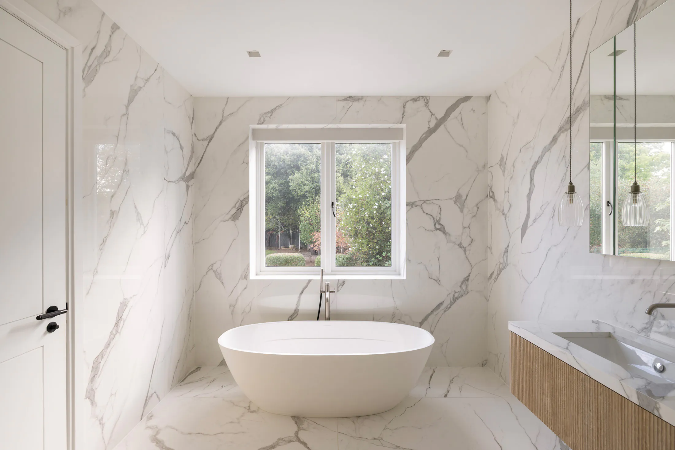 Domus-Nova-Wimbledon-House-For-Rent-Bathgate-Road-23_Lo