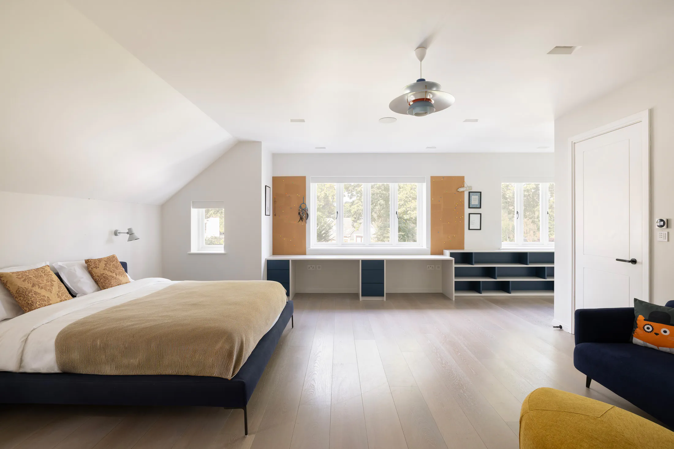 Domus-Nova-Wimbledon-House-For-Rent-Bathgate-Road-9_Lo
