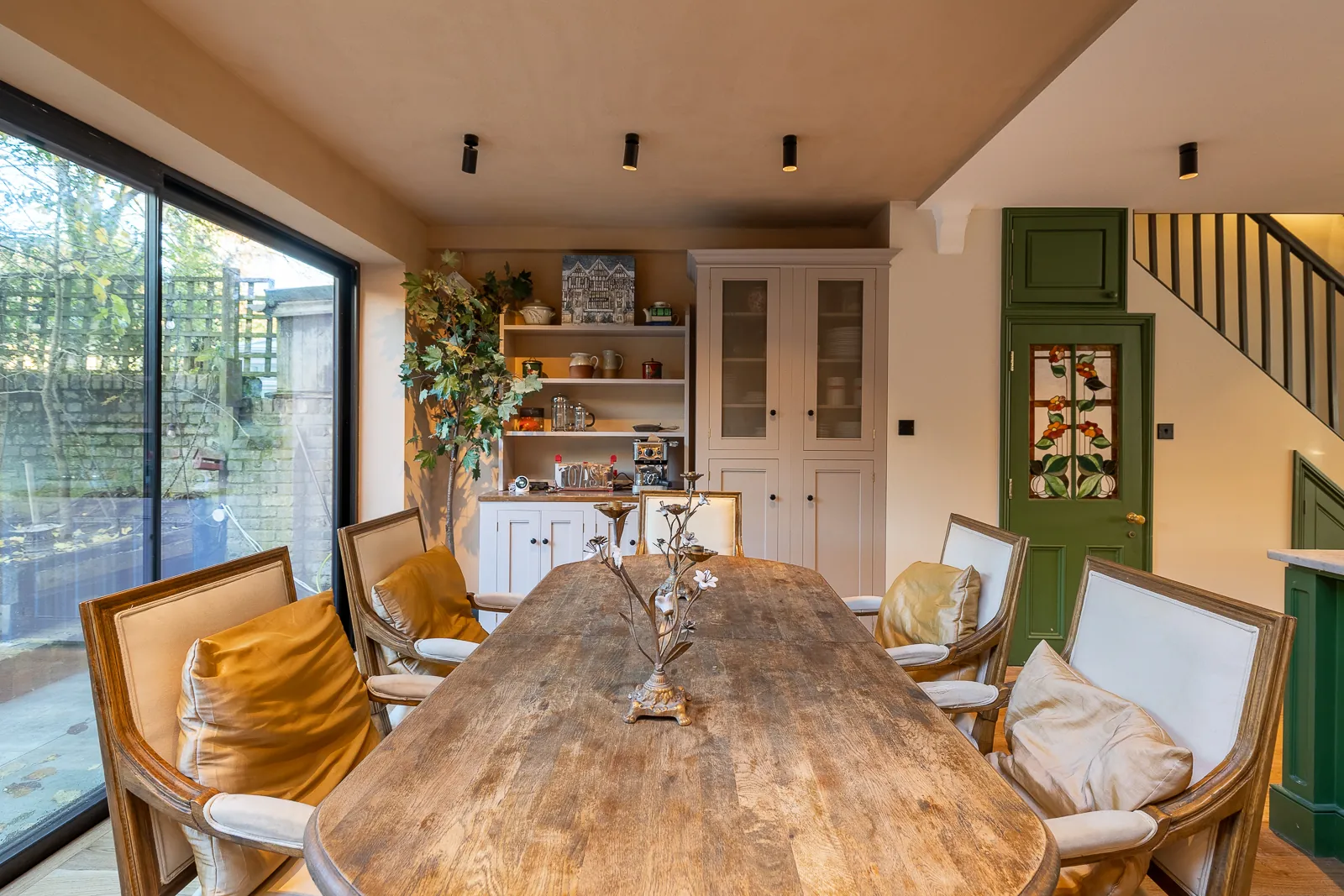 Domus-Stay-Apartment-To-Rent-Malden-Road- (3)