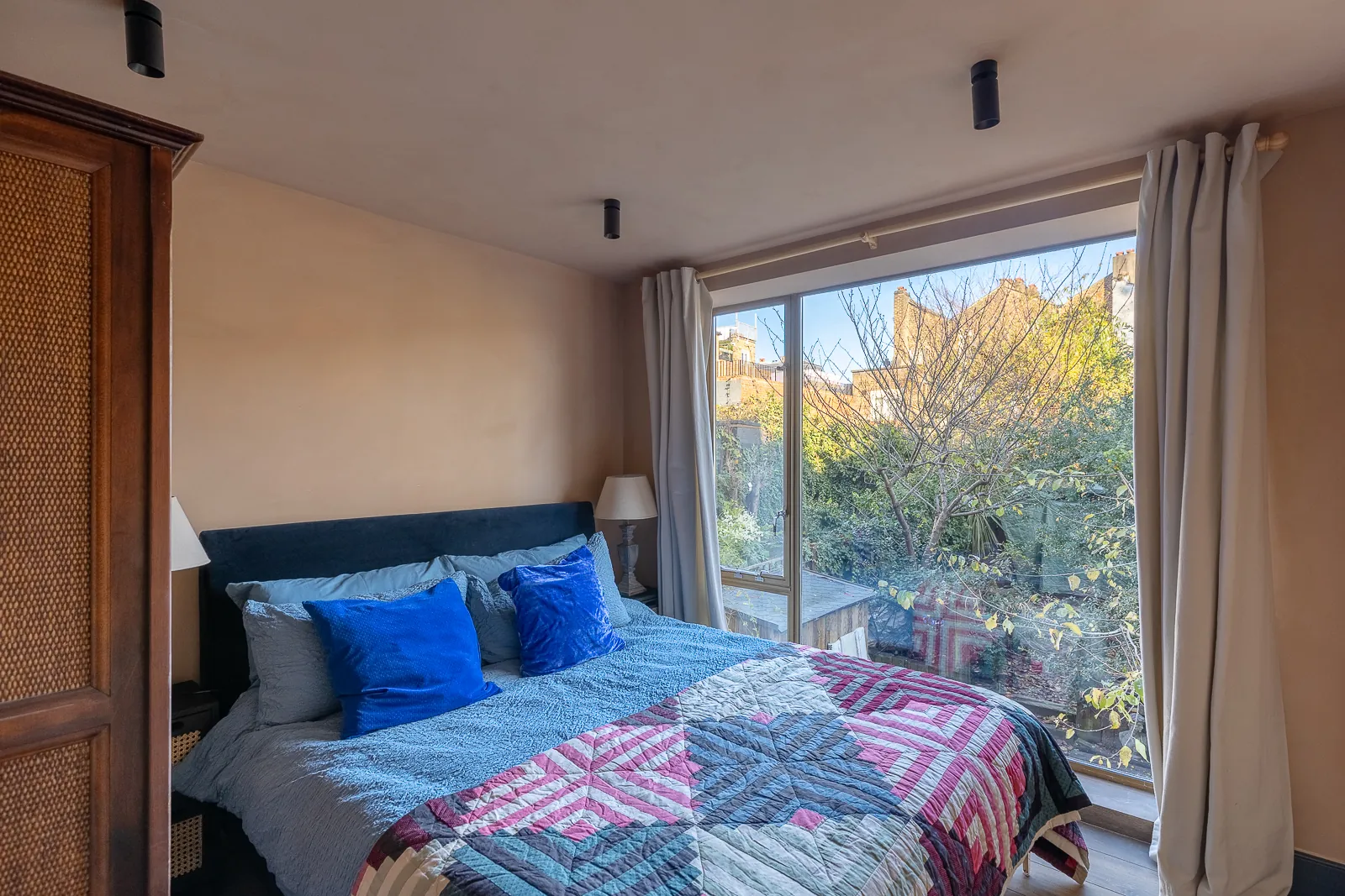 Domus-Stay-Apartment-To-Rent-Malden-Road- (8)
