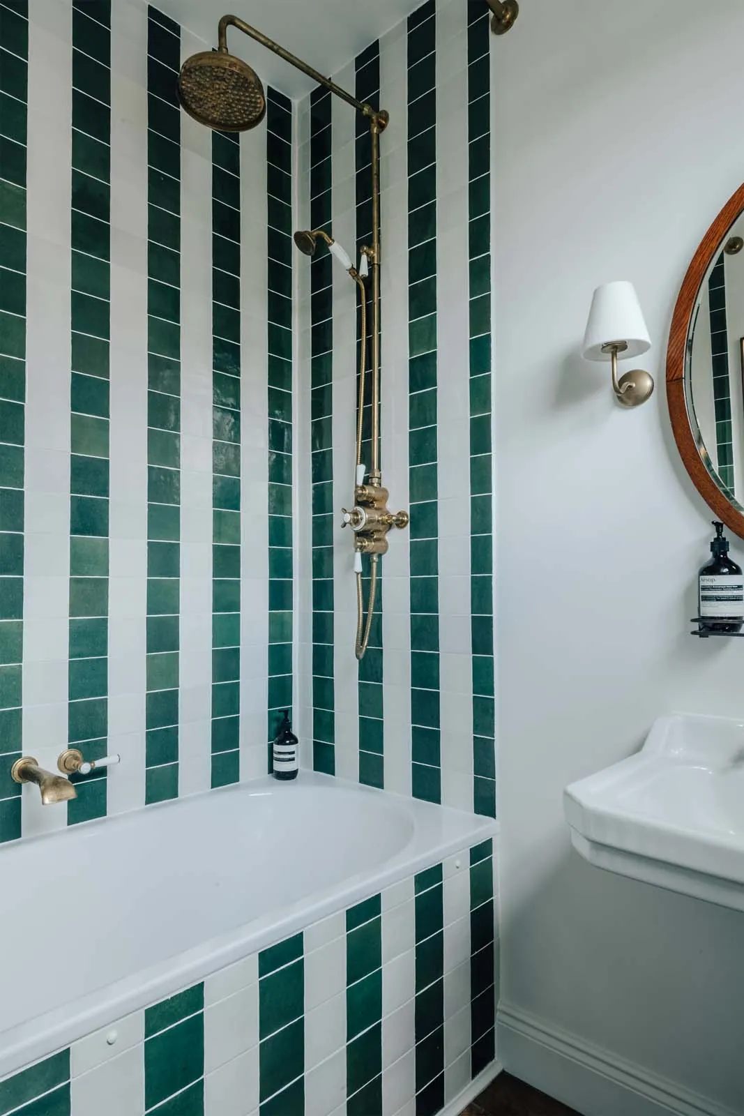 Domus-Stay-Battersea-Apartment-Holiday-Rental-Albert-Bridge (39)