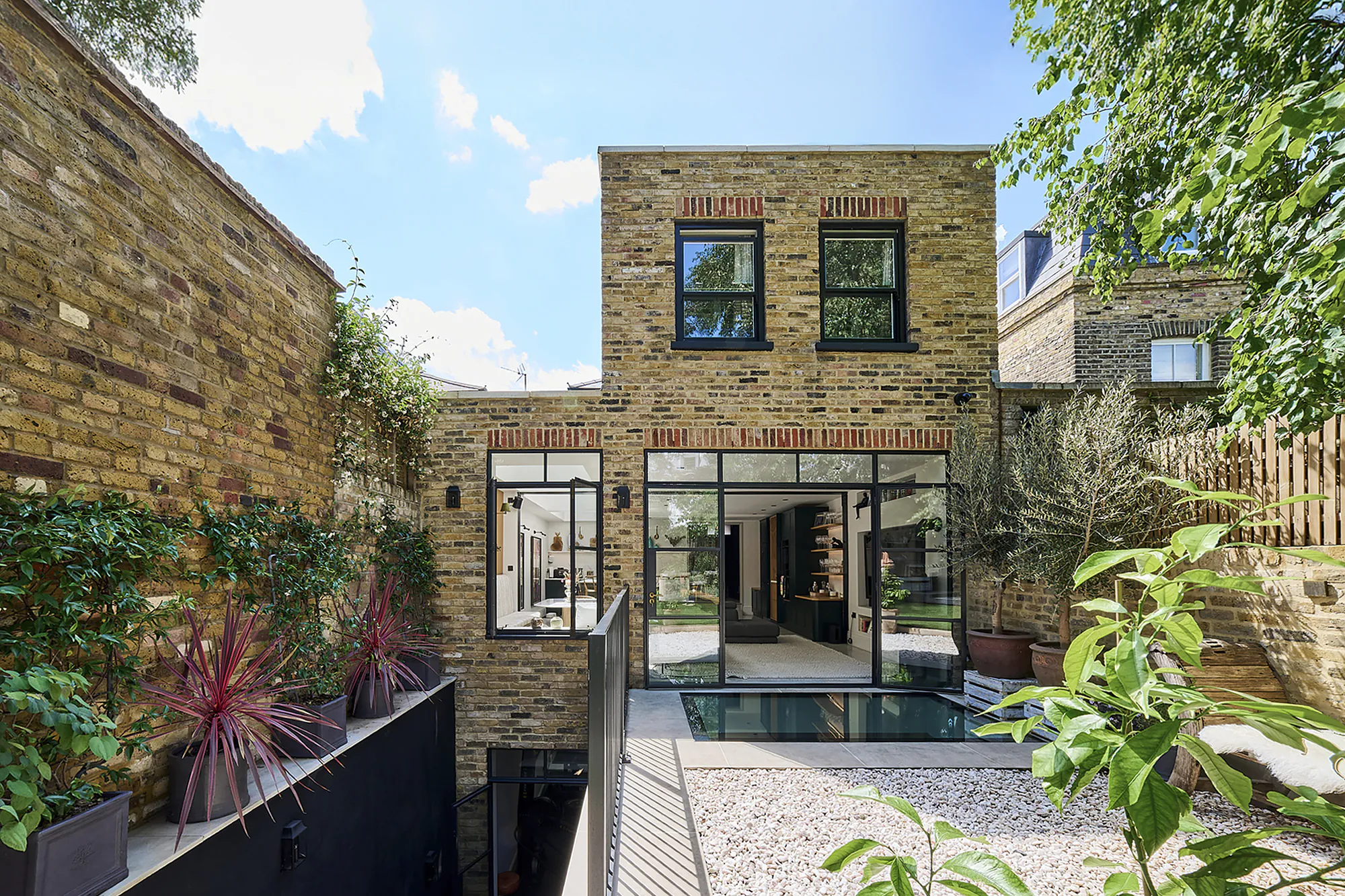 Domus-Stay-Battersea-House-For-Holiday-Rent-Edna-Street (22)