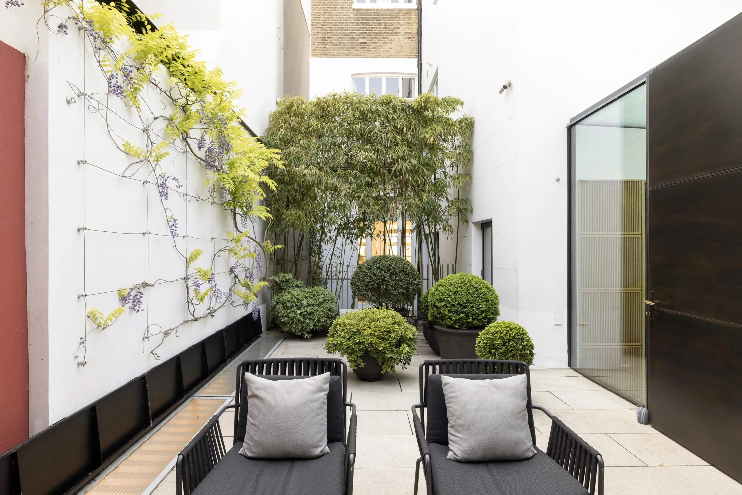 Domus-Stay-Belgravia-Apartment-For-Sale-Eaton-Place-31_Lo (11)