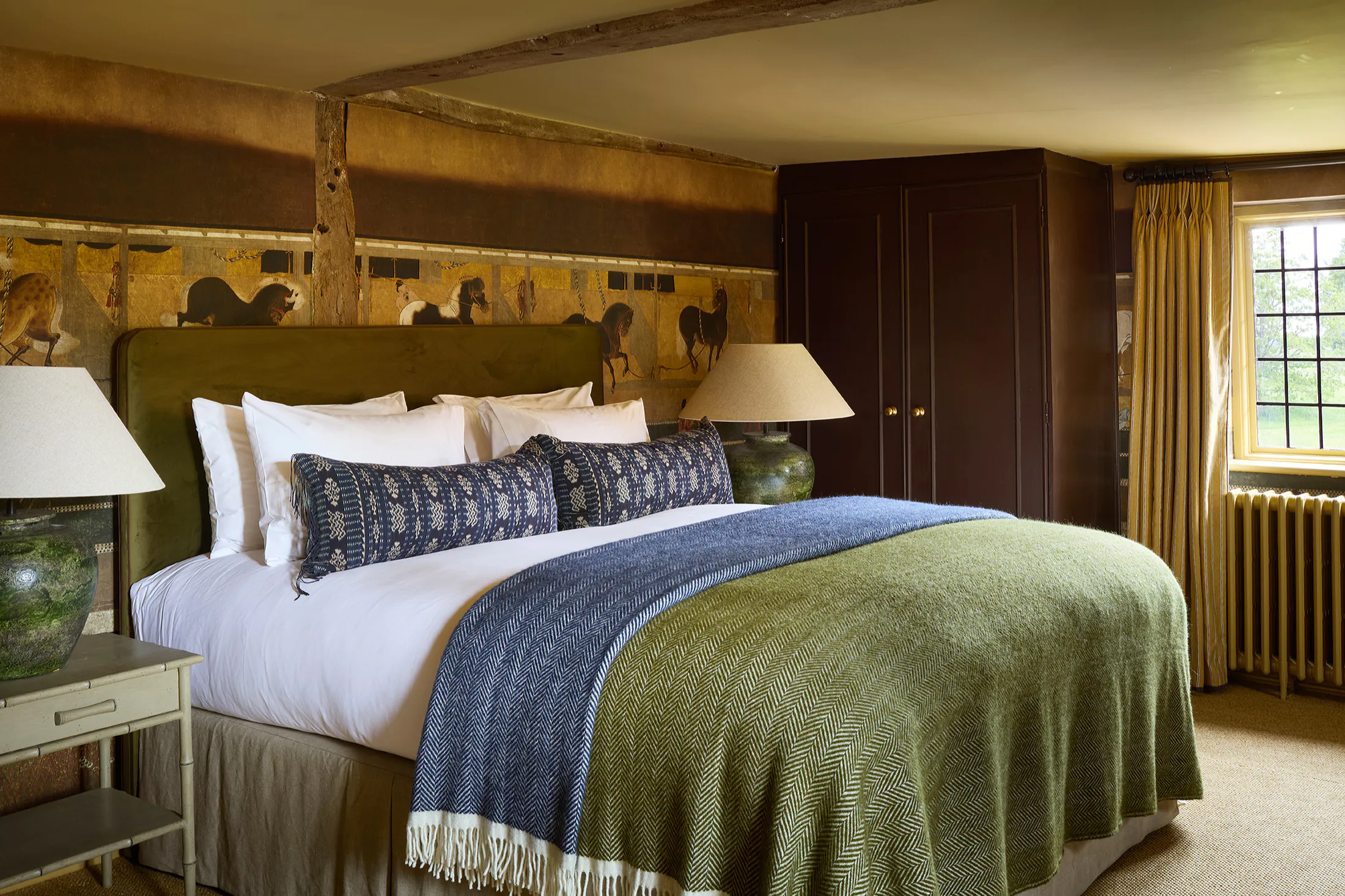Domus-Stay-Cotswolds-Henley-country-home-to-rent-Chiltern-Manor (55)