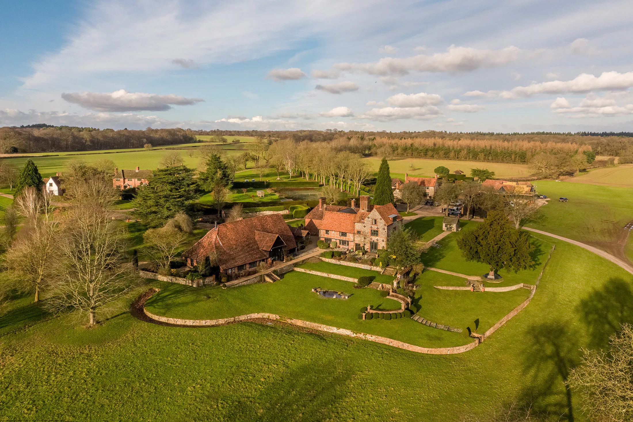 Domus-Stay-Cotswolds-Short-Stay-luxury-rental-Chiltern-Estate-grounds (5)