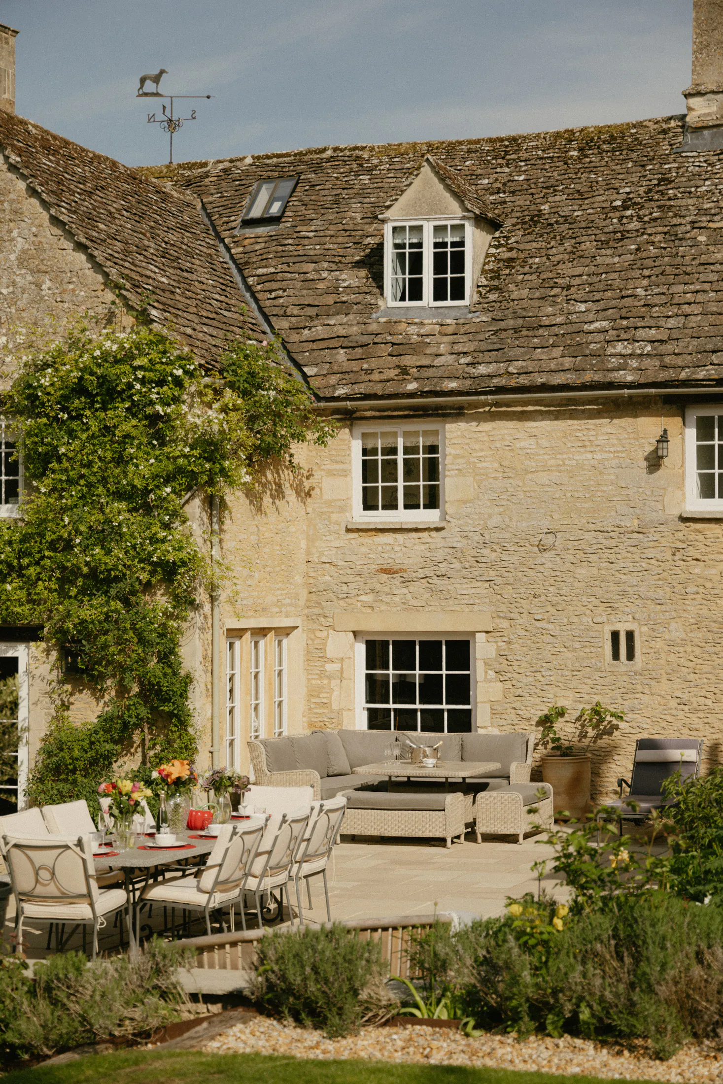Domus-Stay-Cotswolds-and-countryside-luxury-rental-home-Langford-house-externals (12)
