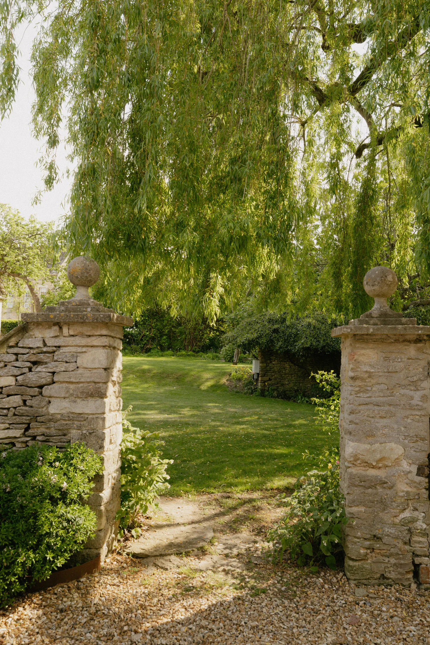 Domus-Stay-Cotswolds-and-countryside-luxury-rental-home-Langford-house-externals (4)
