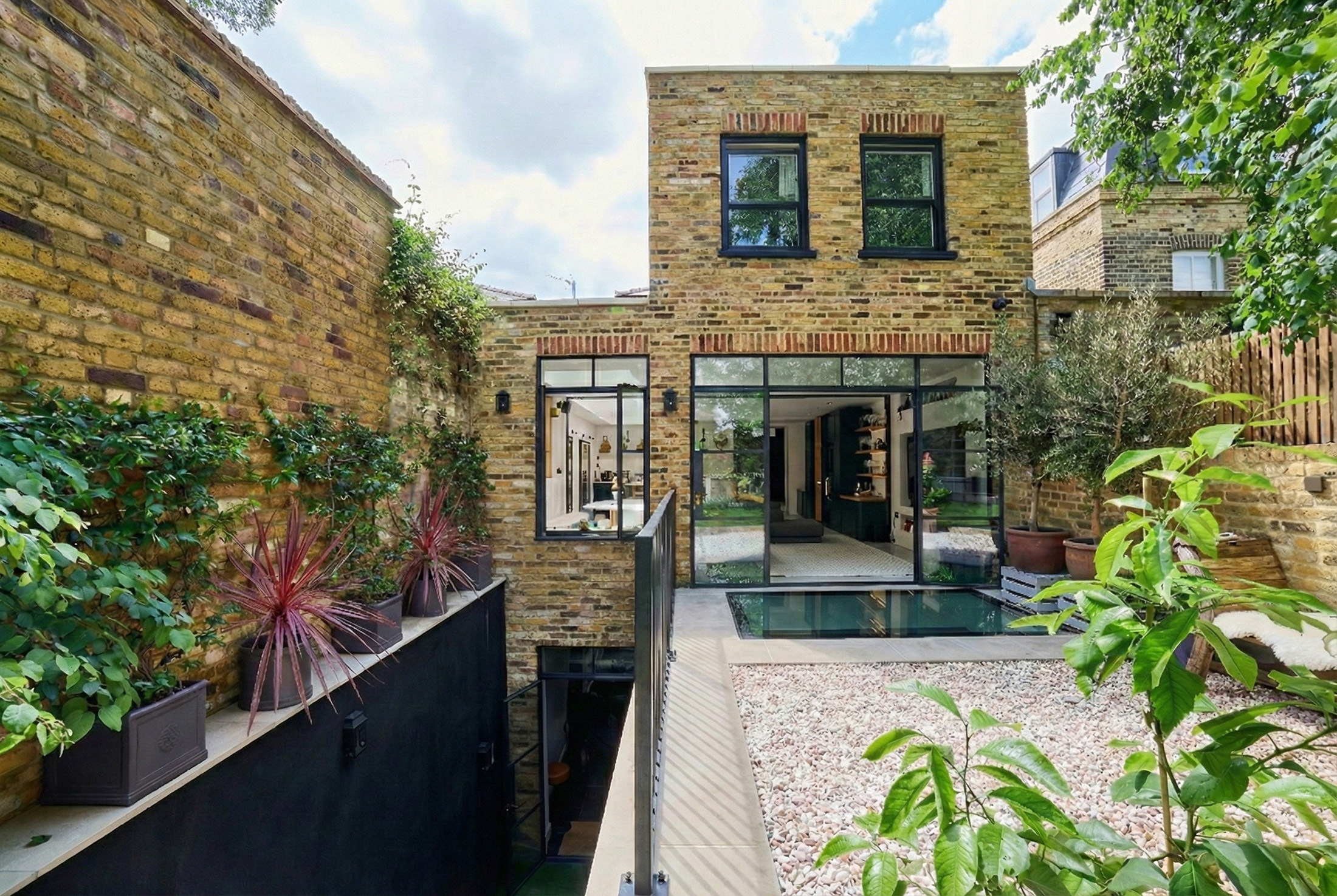 Domus-Stay-House-For-Holiday-Rental-Battersea-Edna-Street-3.jpg4