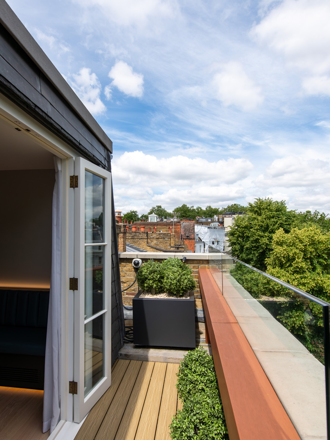 Domus-Stay-House-For-Rent-Holiday-Brompton-Square-Knightsbridge (35)